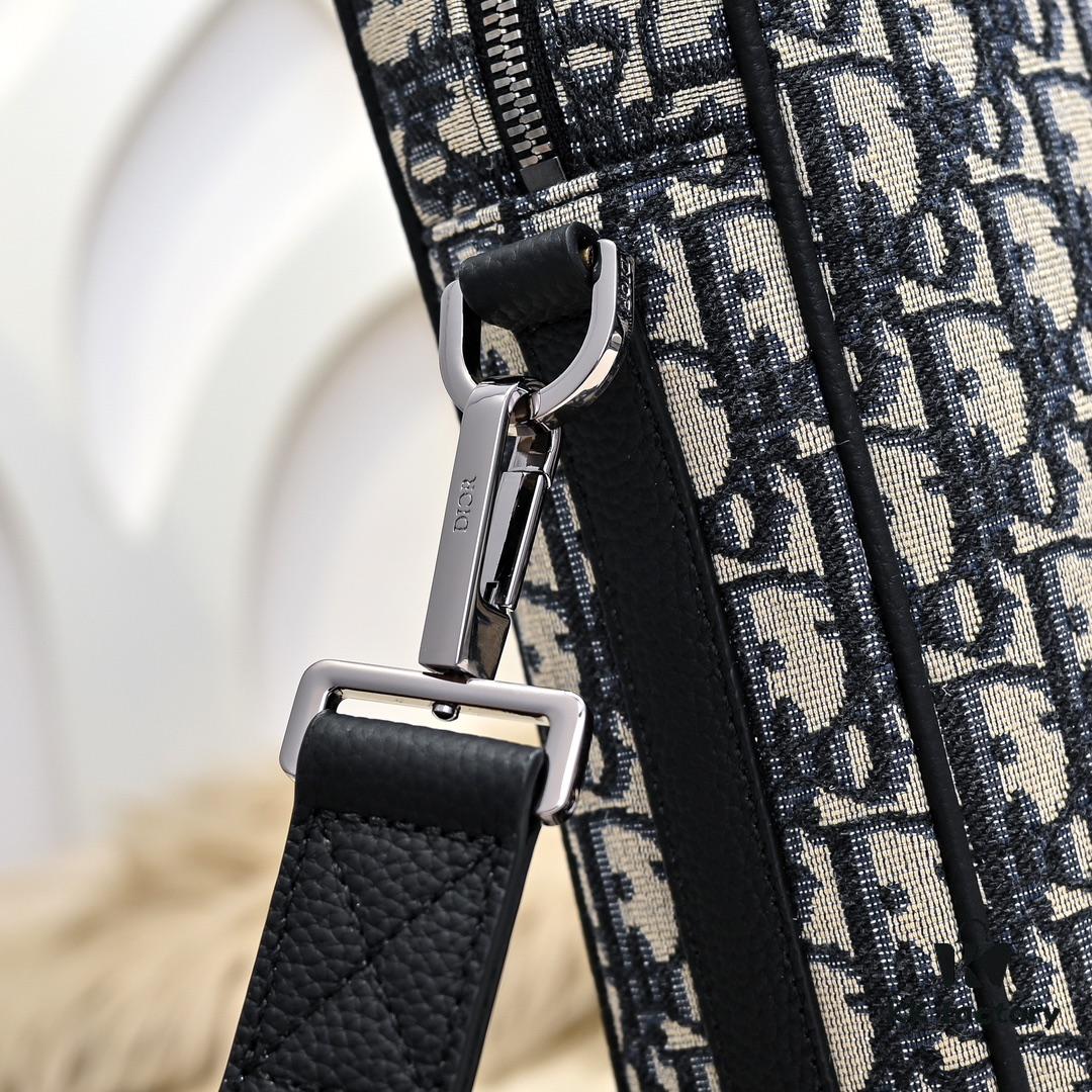 Dior Latest Men's Briefcase from Official Counter - Website Synchronized, Original Quality