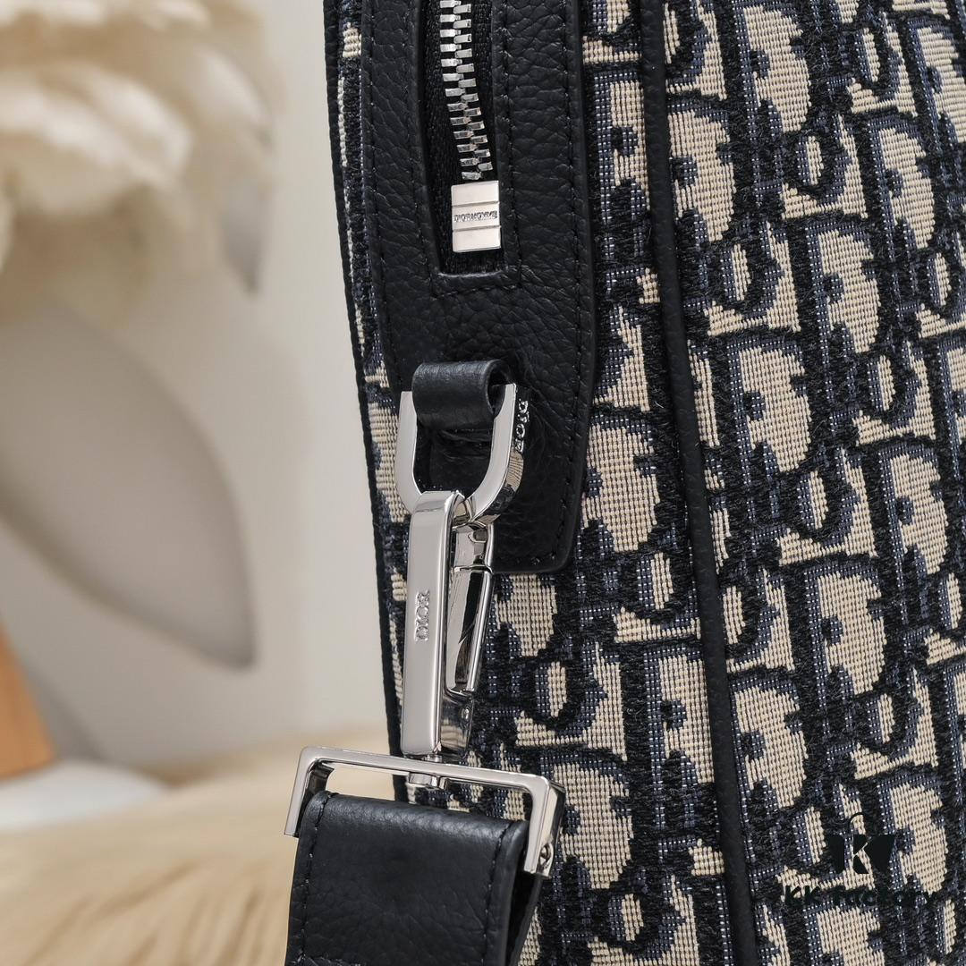 Dior Latest Men's Briefcase from Official Counter - Synchronized with Website, Original Quality