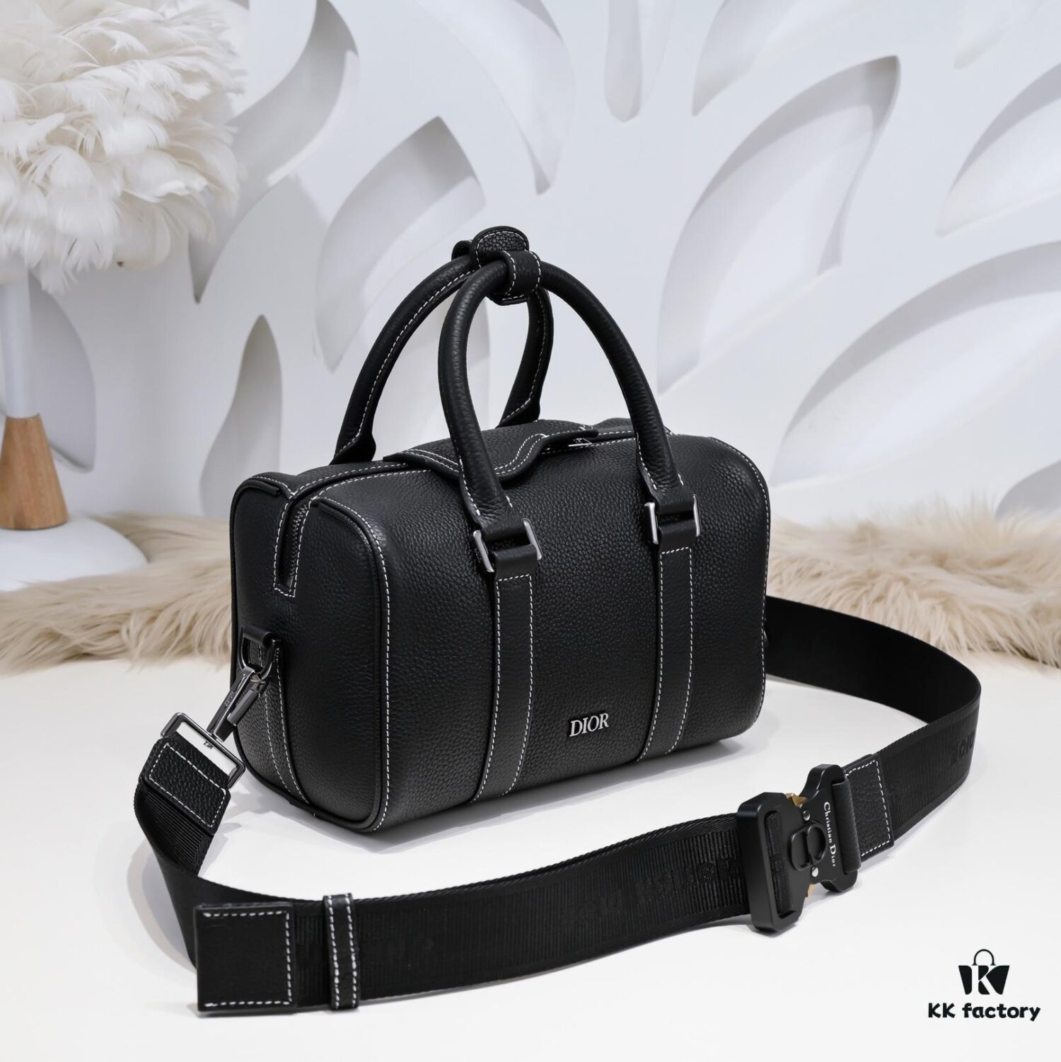 Dior Latest Men's Tote and Shoulder Bag - Official Store New Arrival, Website Synchronized, Original Quality, Full Leather Model D9668