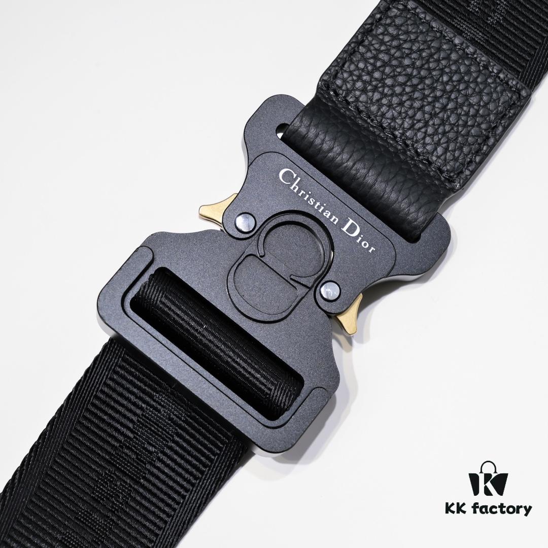 Dior Latest Men's Shoulder Bag Blue Cloth Version D9666