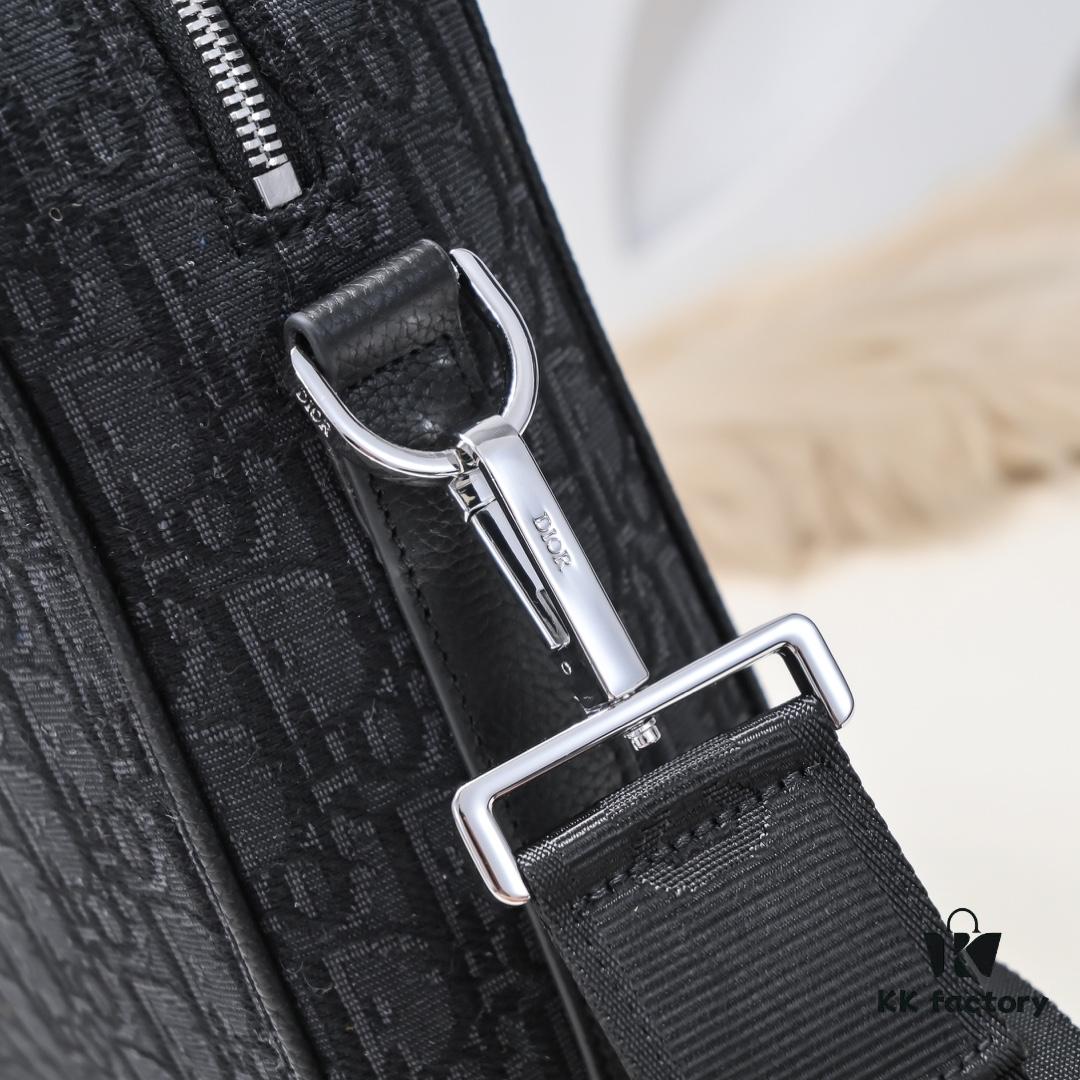 Dior Latest Men's Messenger Bag / Shoulder Bag - Black Oblique Print with Grained Calfskin