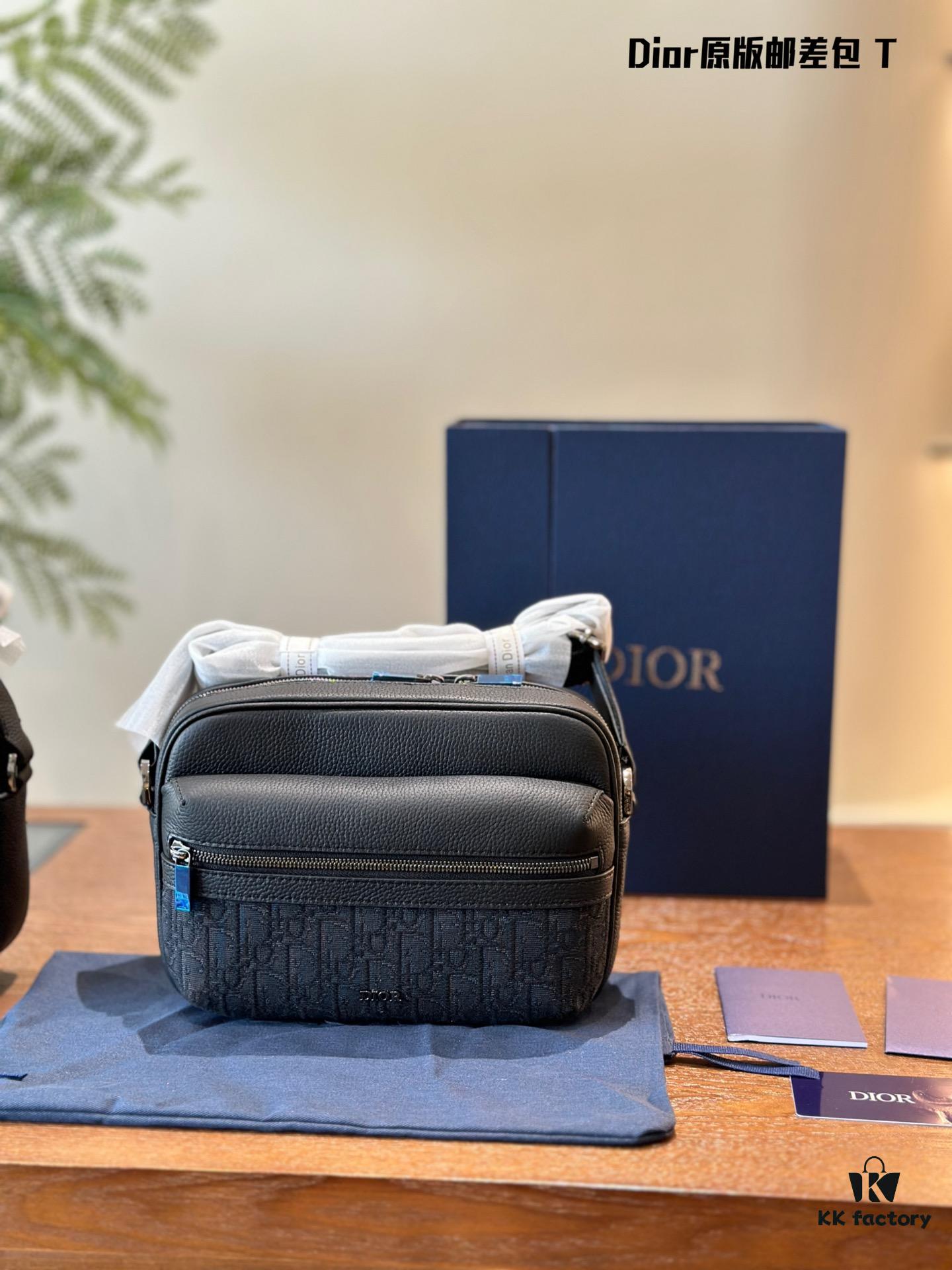 Dior Men's Messenger Bag