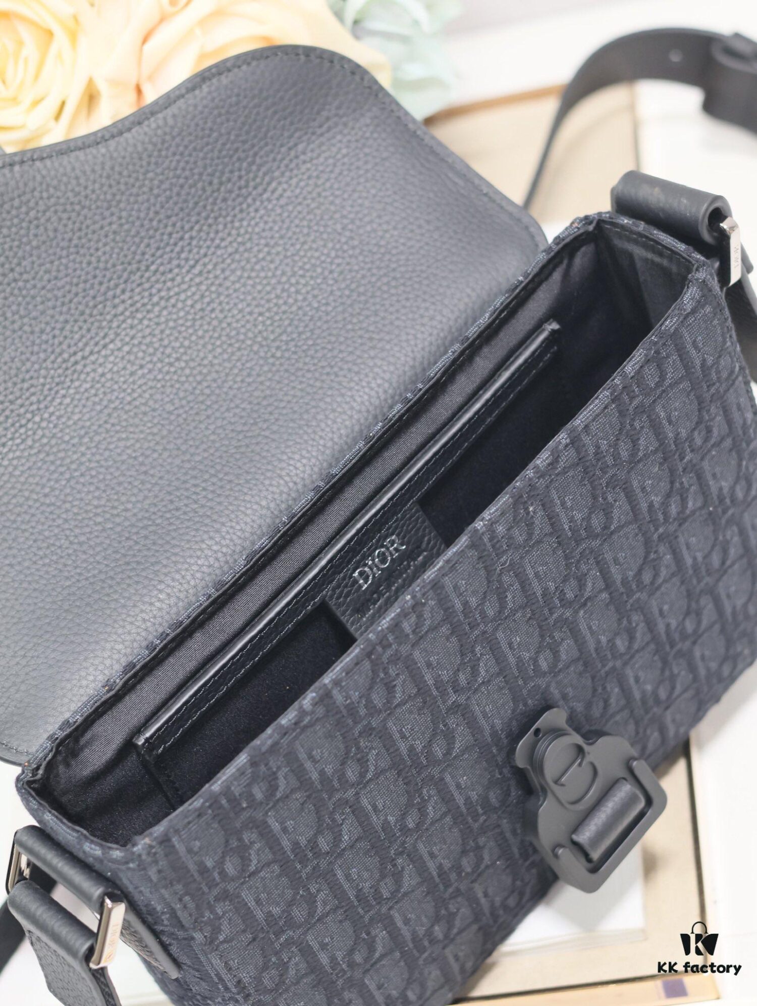 Small Men's Saddle Flap Messenger Bag in Black Fabric