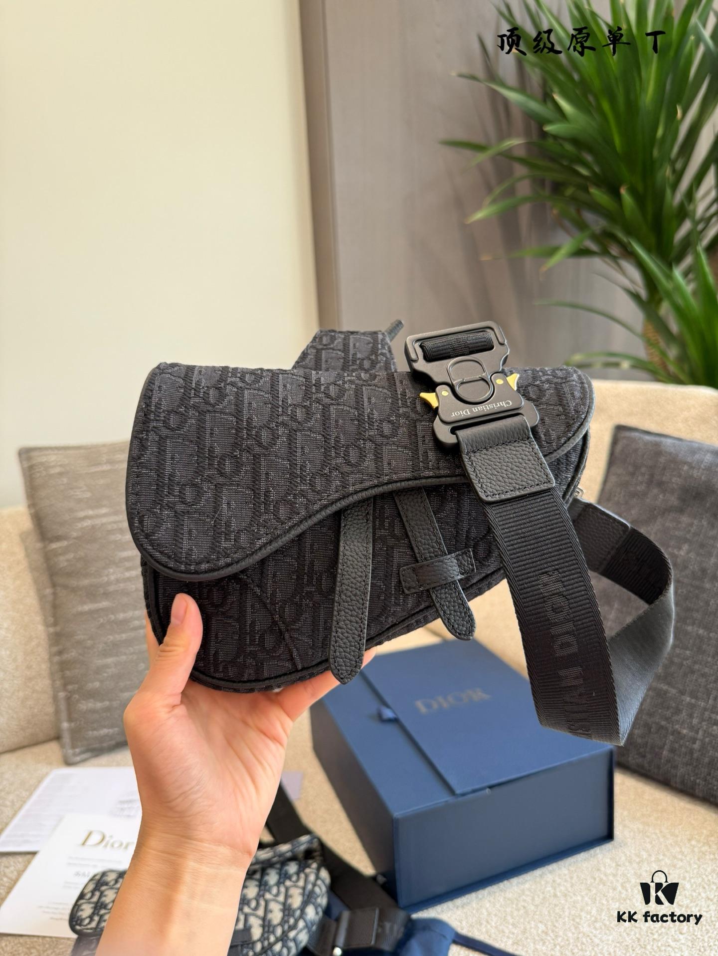 Top Original Dior Men's Bag Recommendation, Exuding Exceptional Taste