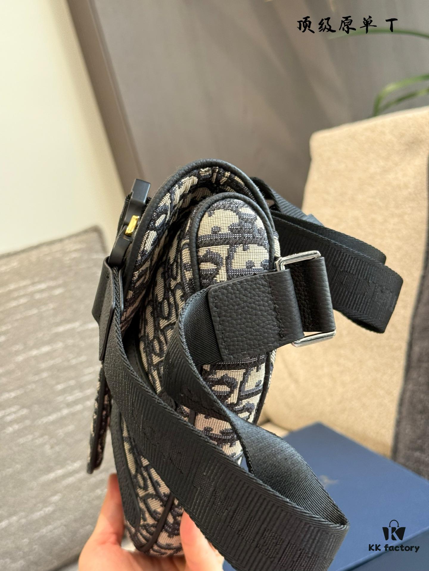 Top Original Dior Men's Bag Recommendation, Exuding Exceptional Taste