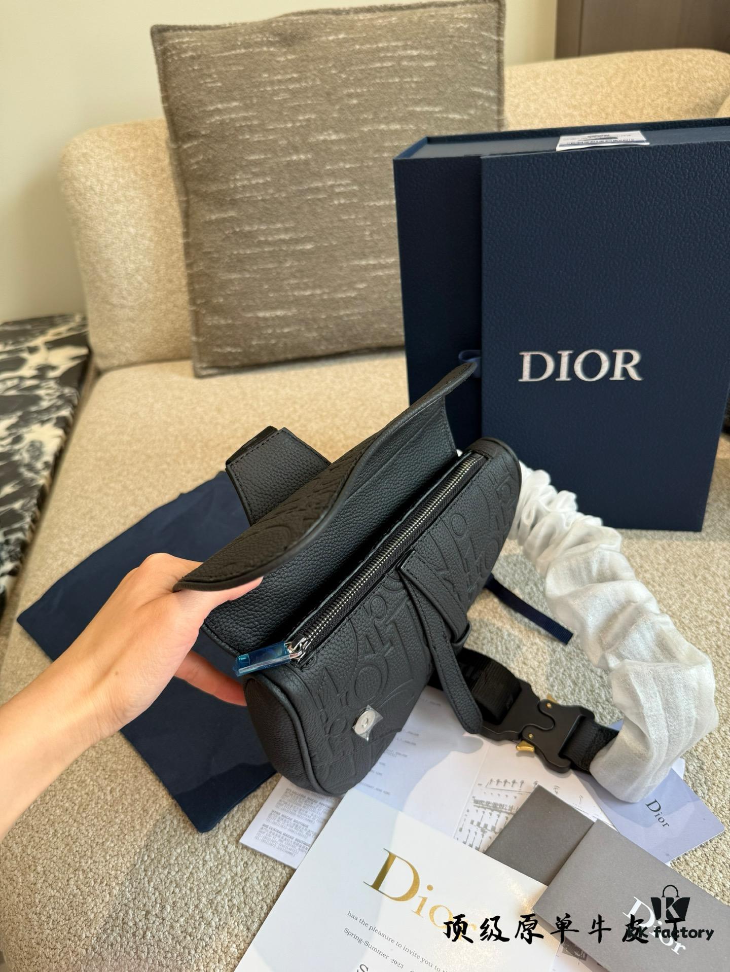 Top Quality Original Dior Men's Bag – A Symbol of Exceptional Taste