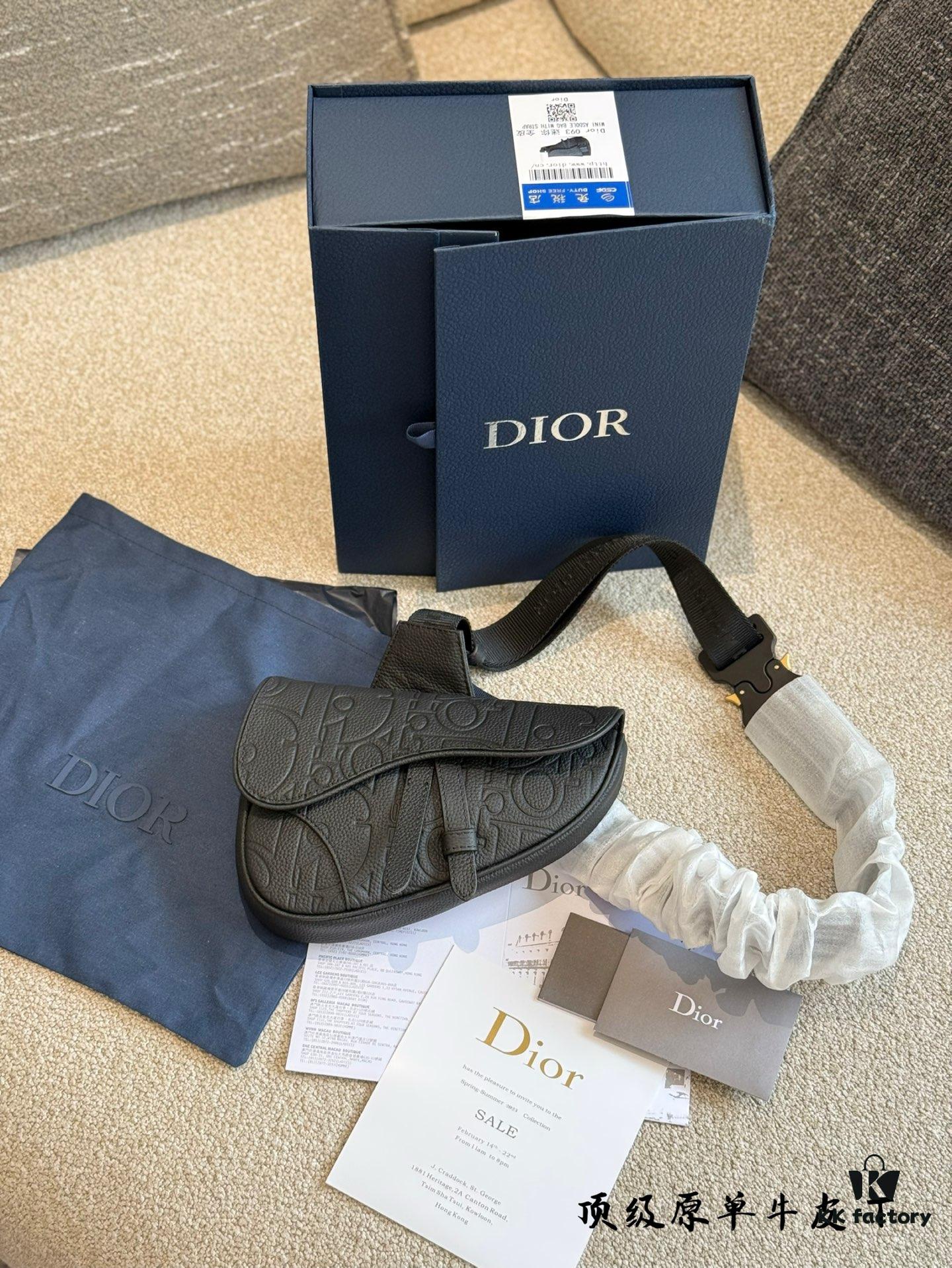 Top Quality Original Dior Men's Bag – A Symbol of Exceptional Taste