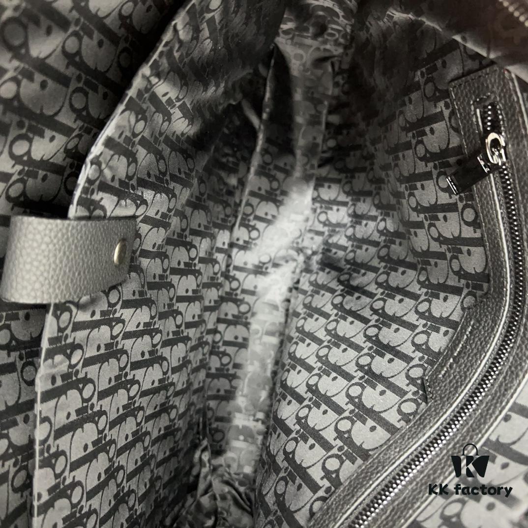 Dior Men's Leather Briefcase Laptop Bag Crossbody Handbag with Exquisite Inlay Craftsmanship, Classic and Versatile Design, Original Factory Material, High-End Quality, Includes Dust Bag, 38 x 27 cm