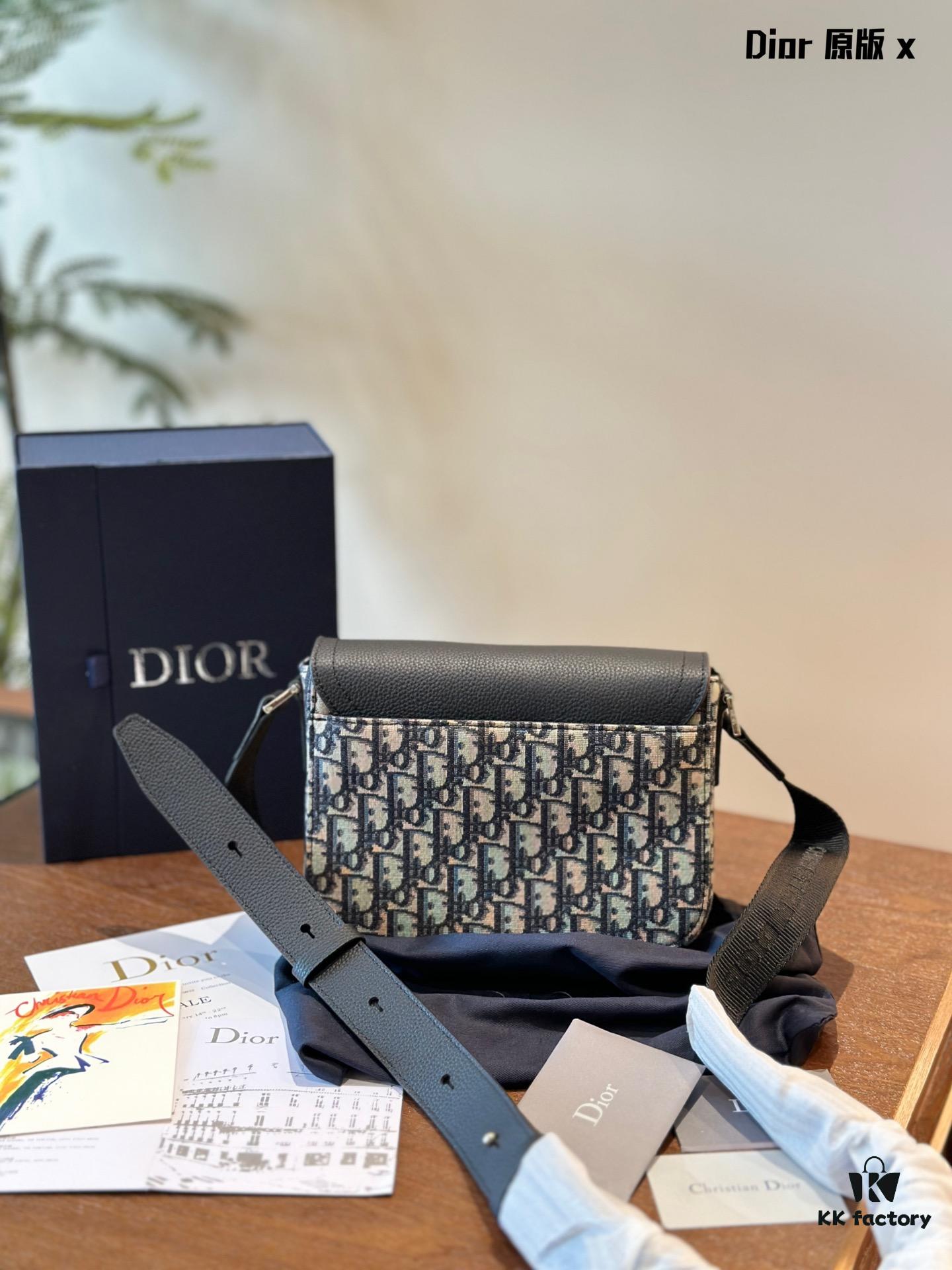 Full Leather with Vintage Pattern: Dior's New Men's Saddle Messenger Bag