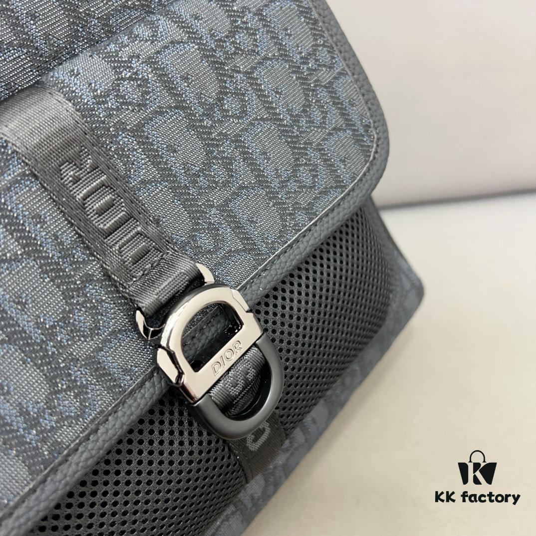 DIOR Men's Sac à dos 8 Denim Saddle Backpack, Unisex Large-Capacity Backpack, School Bag with Precise Inlay Craftsmanship, Classic and Versatile