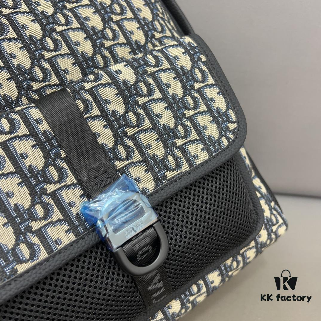 DIOR Men's Sac à dos 8 Denim Saddle Backpack, Unisex Large-Capacity Bag, Book Bag with Expert Inlay Workmanship, Classic and Versatile