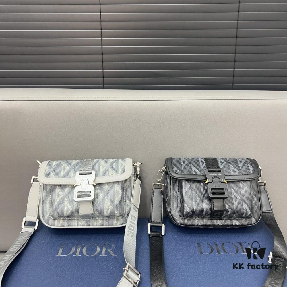 DIOR Hit The Road Canvas and Smooth Calfskin Bifold Shoulder Crossbody Bag