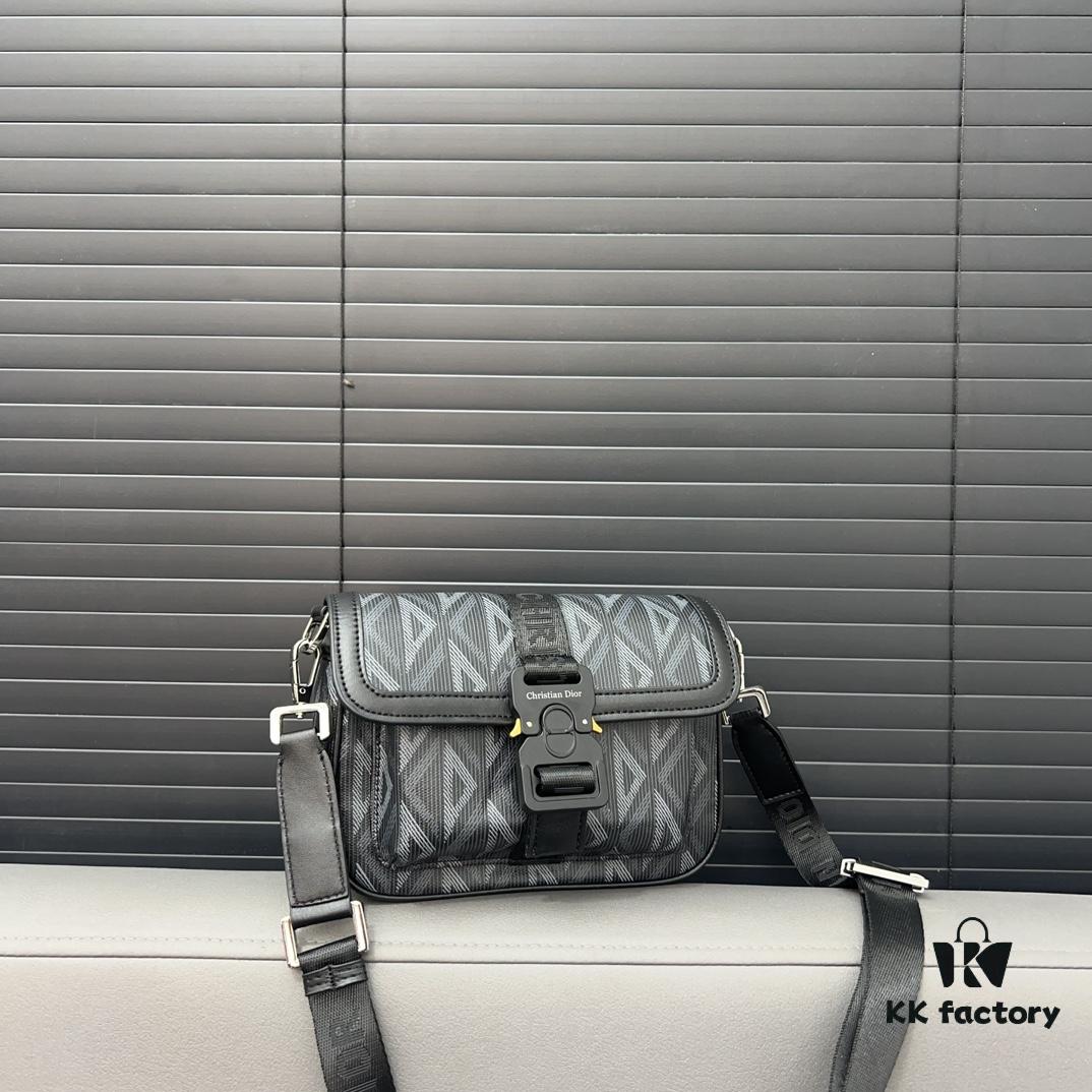 DIOR Hit The Road Canvas and Smooth Calfskin Bifold Shoulder Crossbody Bag