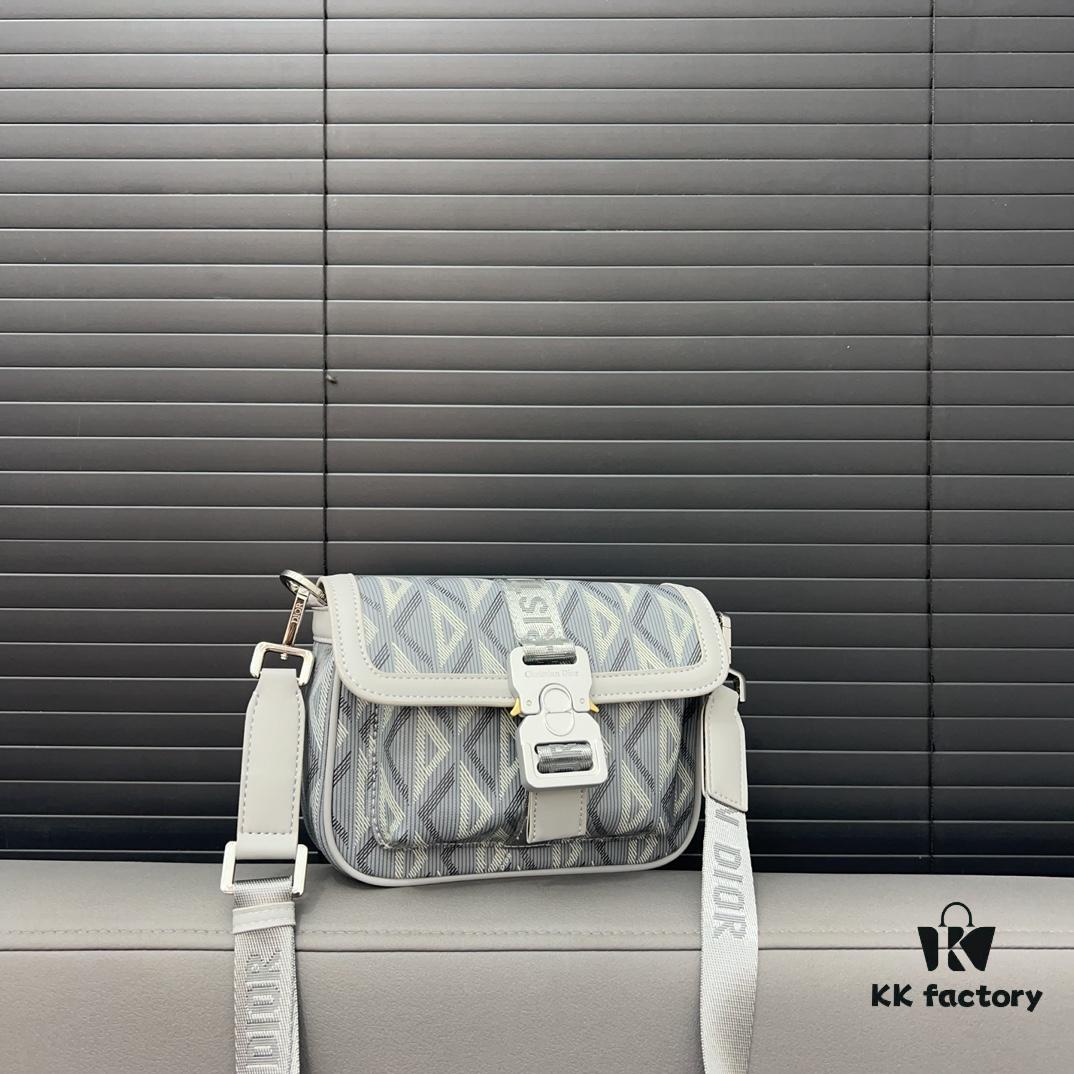 DIOR Hit The Road Canvas and Smooth Calfskin Bifold Shoulder Crossbody Bag