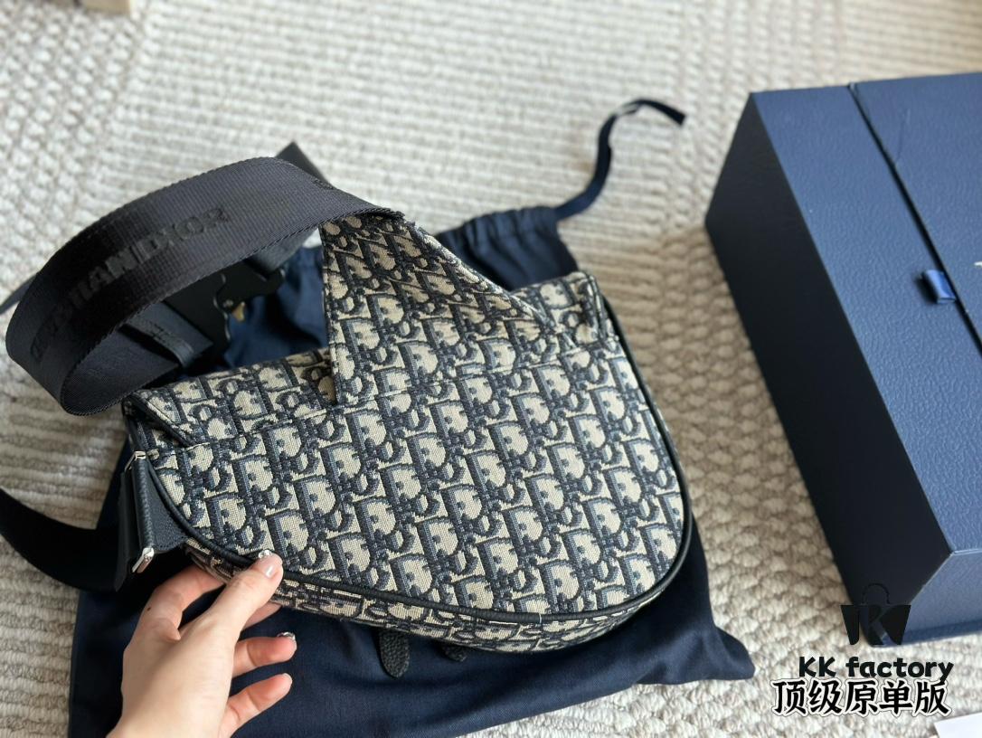 Dior Saddle Bag for Men - A Bold Take on the Iconic Saddle Design