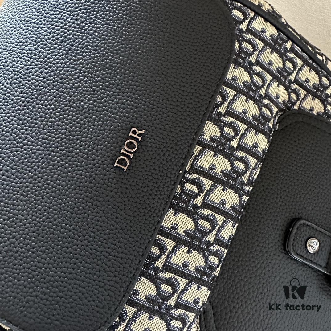 Dior Men's Backpack - Spacious and Unisex Design