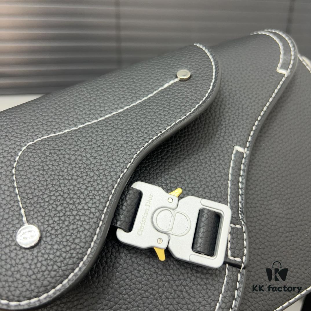 DIOR Men's Flap Shoulder Saddle Bag in Black Canvas with Leather Trim, Long Adjustable Strap, Unisex Portable Design, Celebrity Must-Have, Crafted with Precision Inlay Workmanship, Classic and Versatile