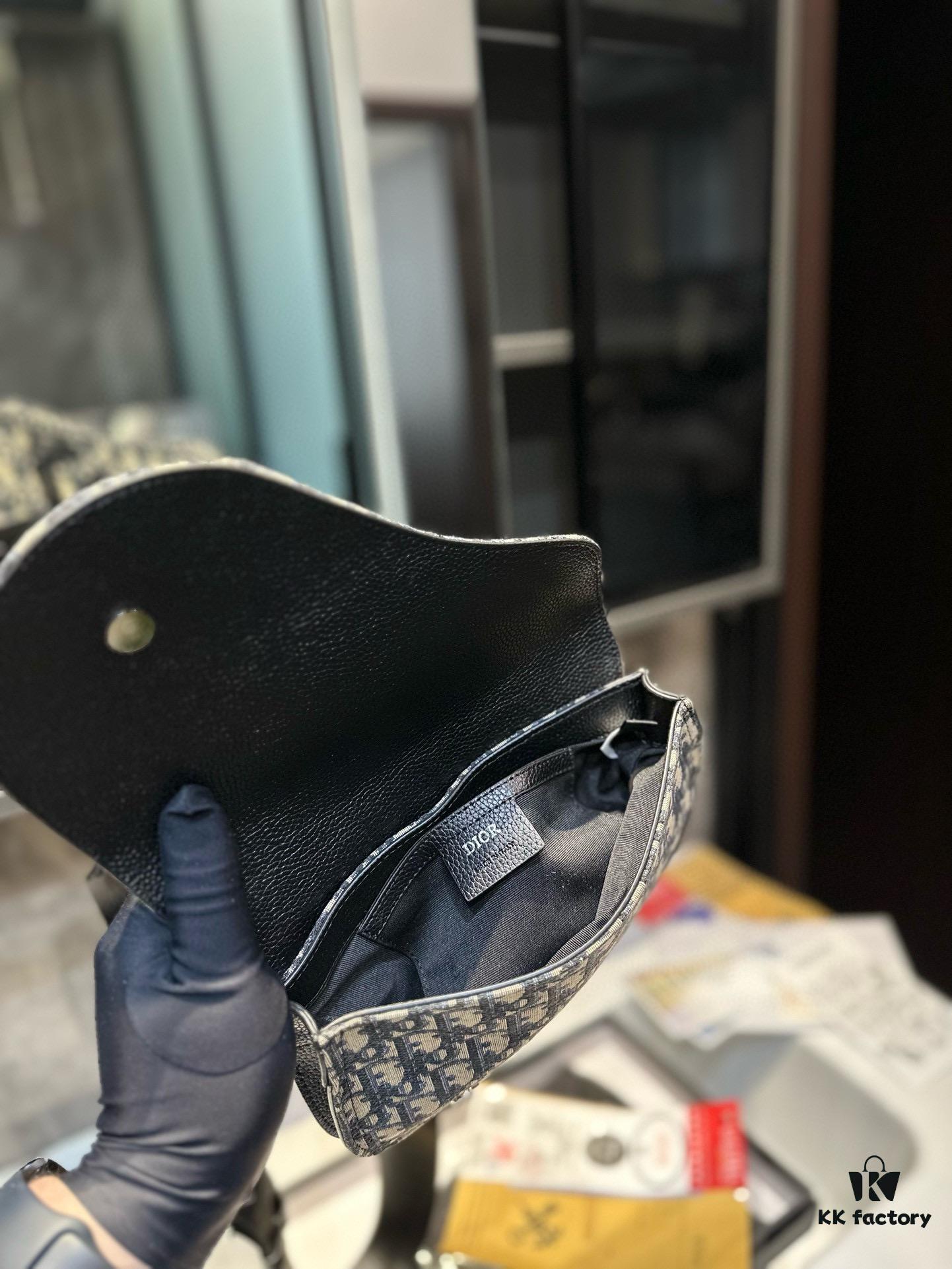 ❤️ (Gift Box Packaging) ❤️ Dior DIOR Saddle Men's Saddle Bag