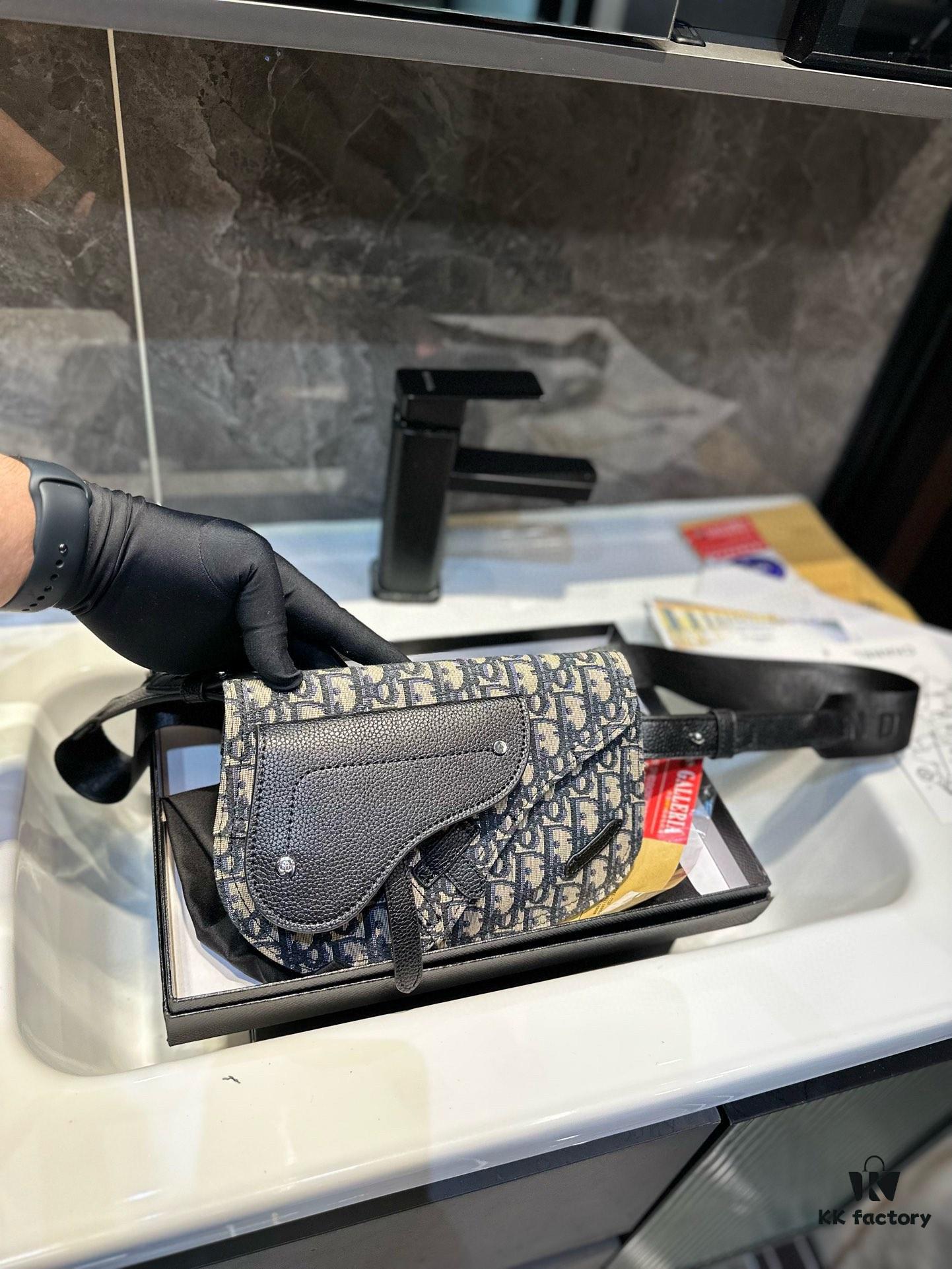 ❤️ (Gift Box Packaging) ❤️ Dior DIOR Saddle Men's Saddle Bag