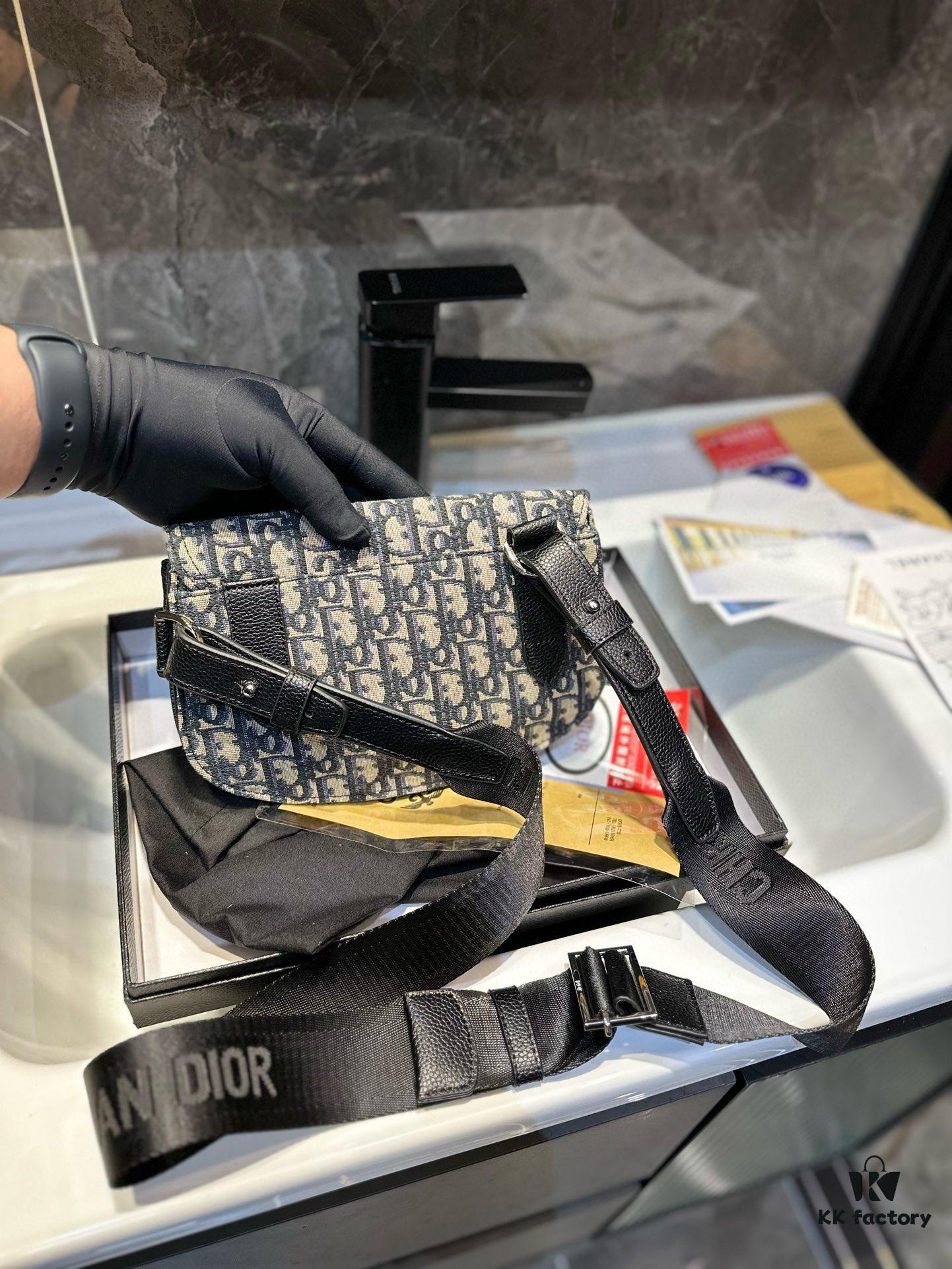 ❤️ (Gift Box Packaging) ❤️ Dior DIOR Saddle Men's Saddle Bag