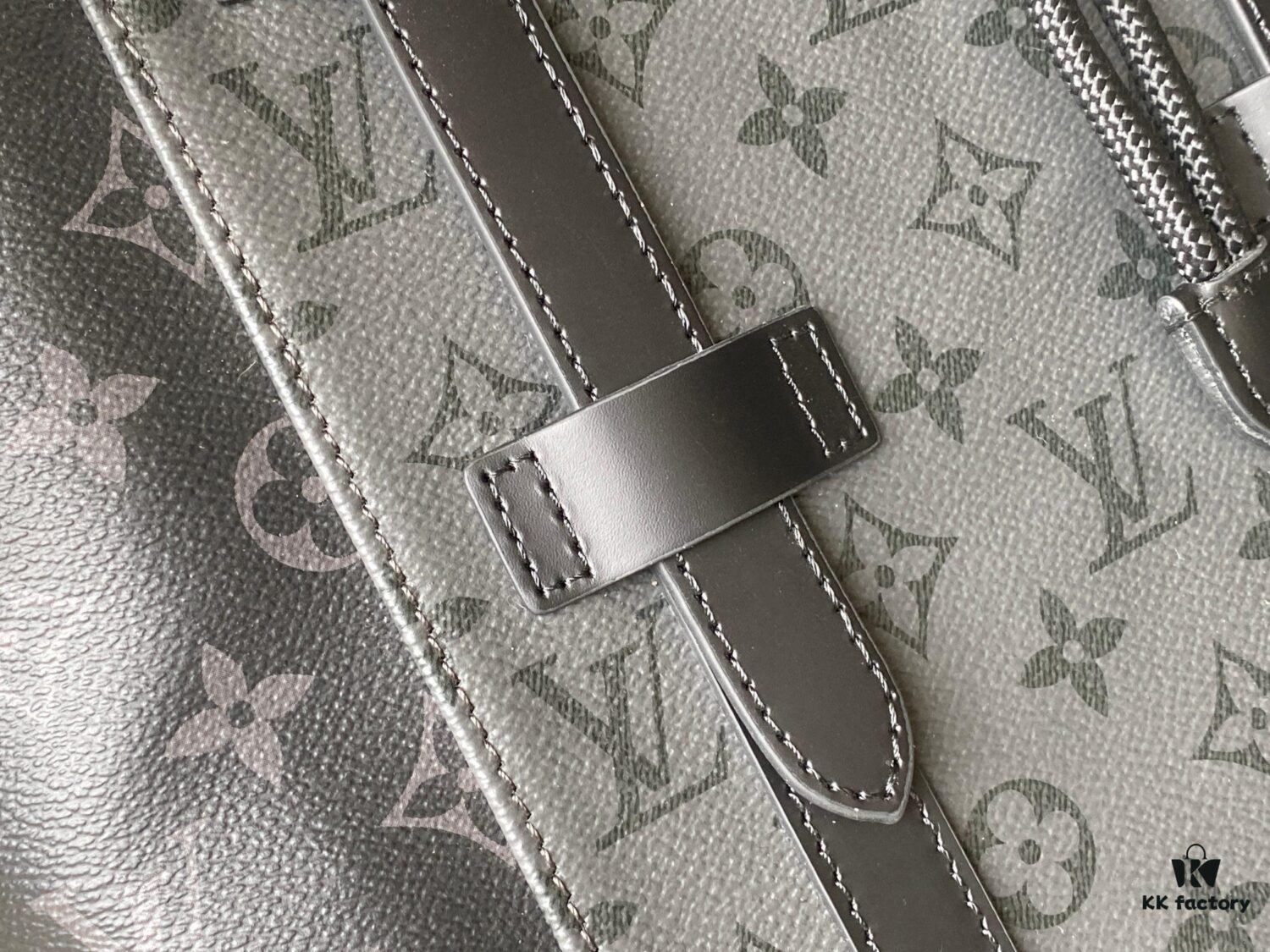 ⭐️ Original Order ⭐️ Model: M45419 Silver Flower Backpack ✈️ More Details…