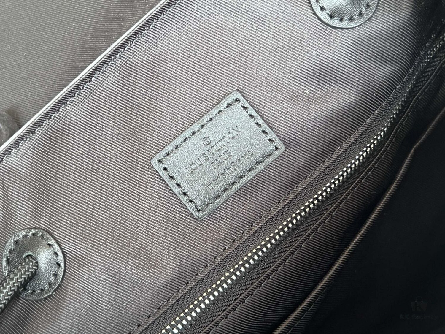 Original Stock New Chip Version Model: M46331 Multicolor Backpack