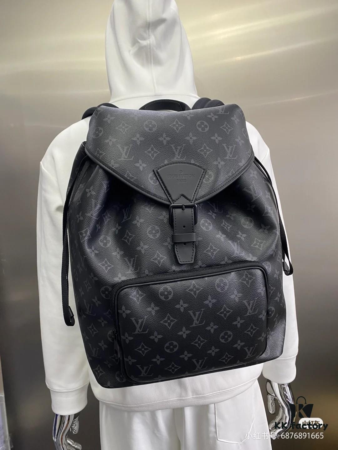 Full Steel Hardware Handshake Variable Code Chip Model M46683 Black Floral Backpack Top Quality Original Order This Montsouris Backpack Features a Monogram Eclipse Canvas with Cowhide Leather Trims Secured by Drawstring and Magnetic Closure A Large Zippered Front Compartment Allows Easy Access to Essentials While Adjustable Shoulder Straps Ensure Comfortable Carrying Experience 32.0 x 40.0 x 19.0 cm (Length x Height x Width)