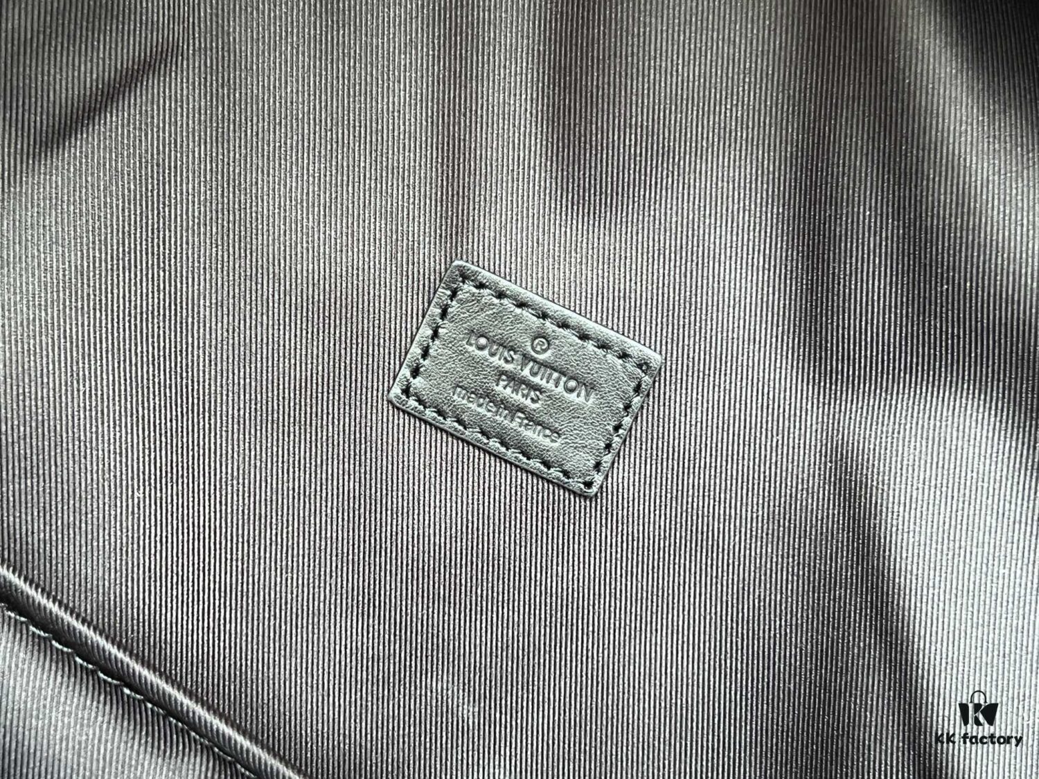 Top-Quality Original Stock - Full-Grain Calfskin Aerogram Backpack with Chip Encoding, Model M57079 Black