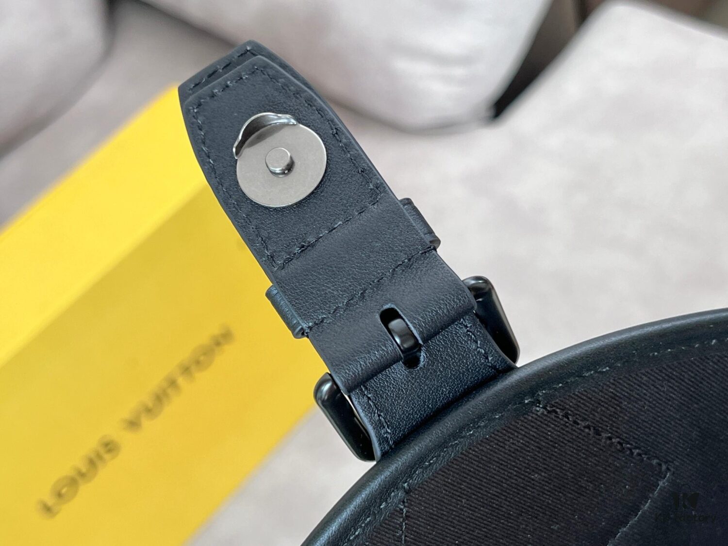 Full Steel Hardware Hand Change Chip Model M46683 Black Flower Backpack, Top Quality Original Single Montsouris Backpack