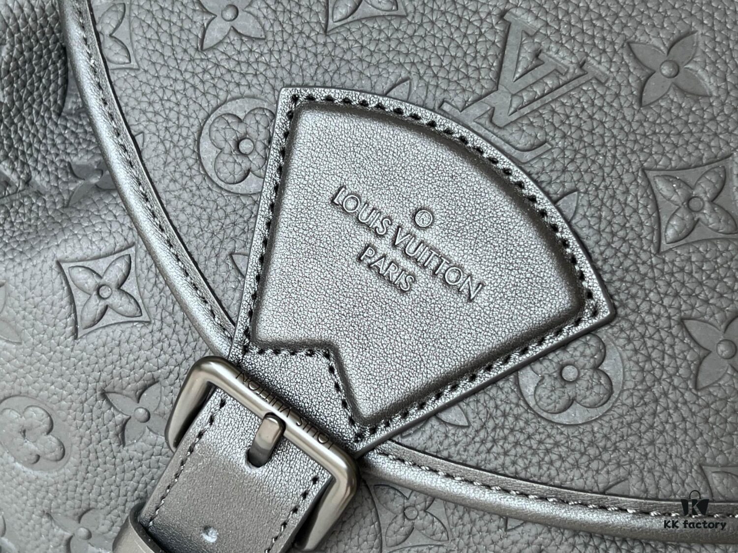 Top-Quality Original Stock M23127 Backpack with Re-Encoded Chip - Premium Matte Cowhide, Taurillon Leather with Embossed Monogram Pattern