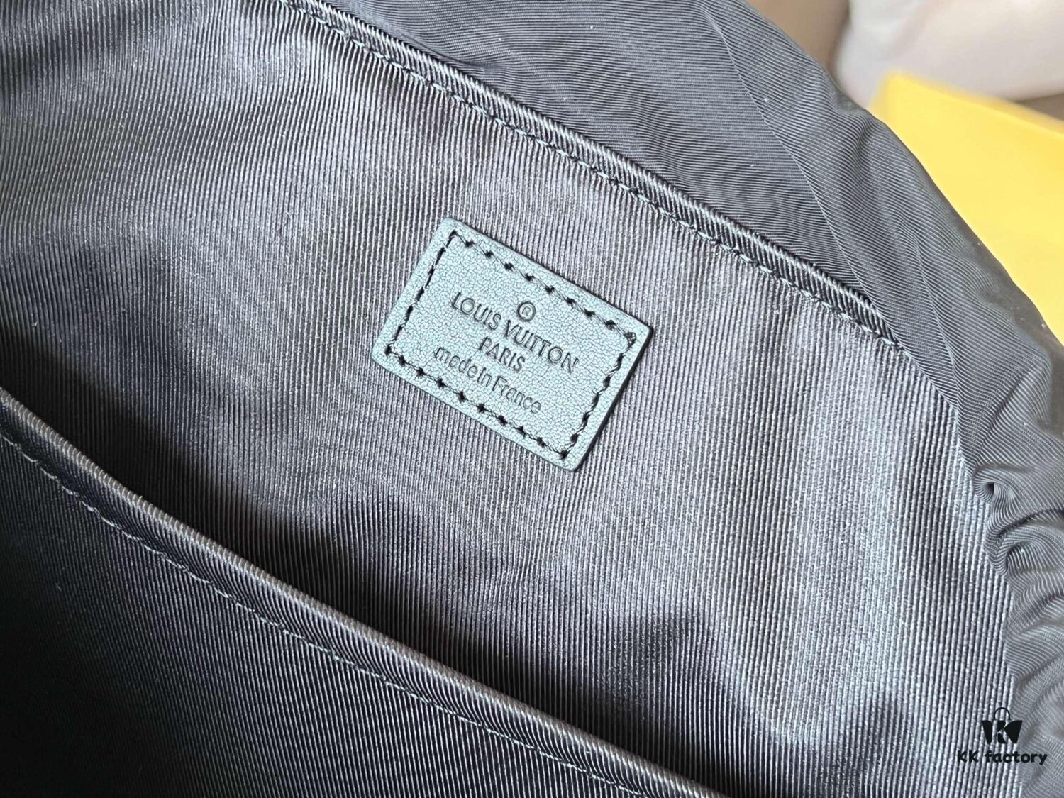 Top-Quality Original Stock M23127 Backpack with Re-Encoded Chip - Premium Matte Cowhide, Taurillon Leather with Embossed Monogram Pattern