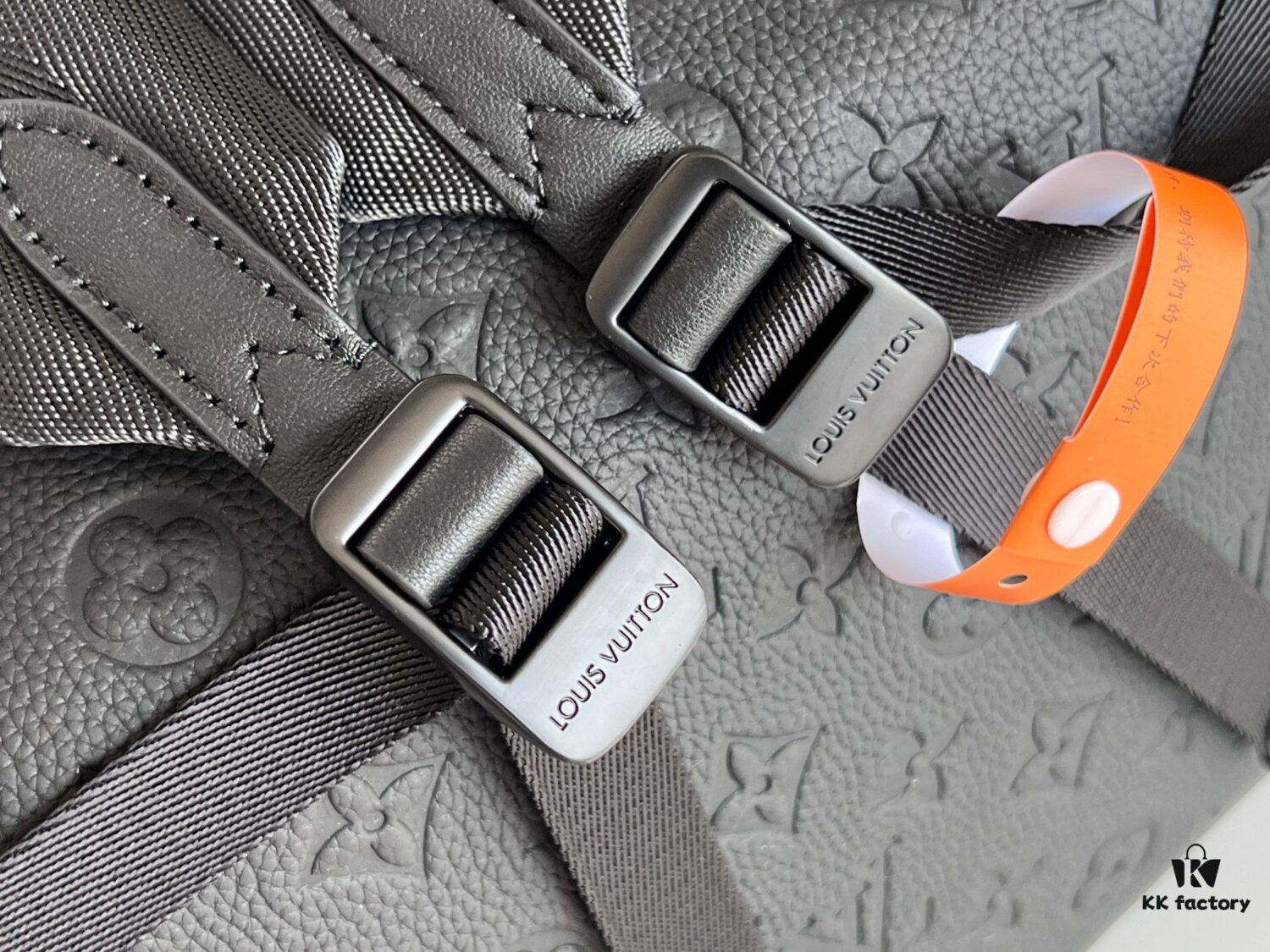 Top-Quality Original Stock M23127 Backpack with Re-Encoded Chip - Premium Matte Cowhide, Taurillon Leather with Embossed Monogram Pattern