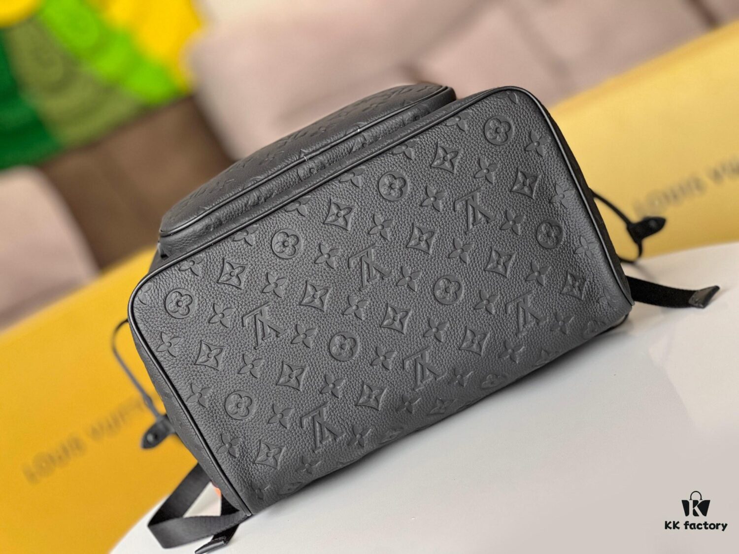 Top-Quality Original Stock M23127 Backpack with Re-Encoded Chip - Premium Matte Cowhide, Taurillon Leather with Embossed Monogram Pattern