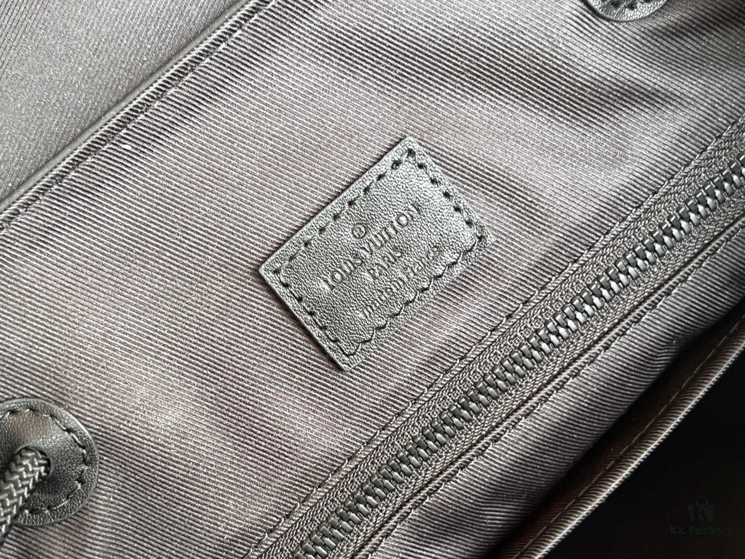 Original Chip Version Model: M20899 Full Leather Embossed Small Backpack Game Console Style Christopher Backpack