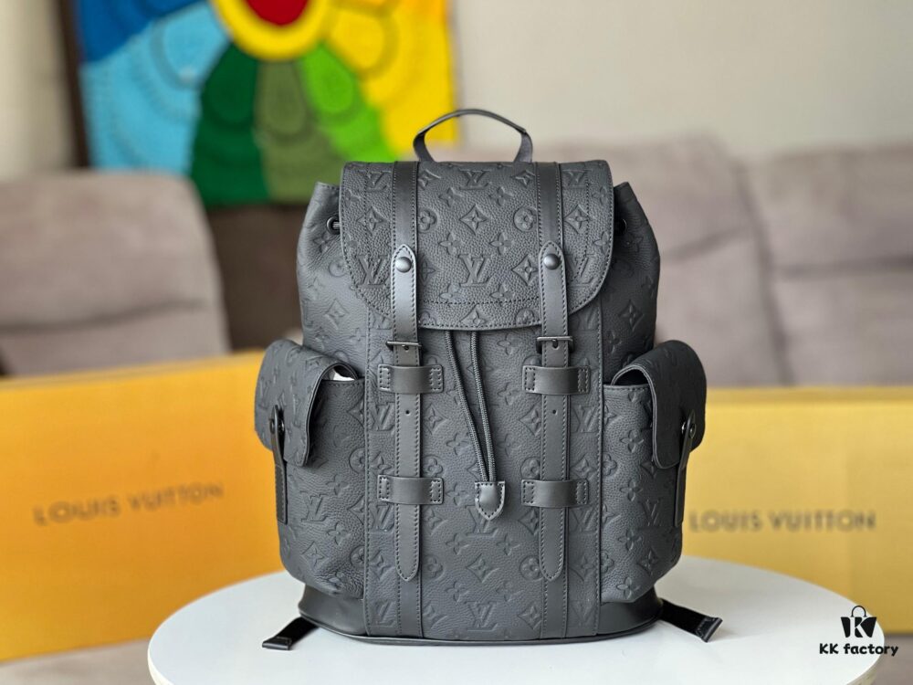 Genuine Original Chip Version 🍾 Model: M20899 Full Leather Embossed Small Backpack 🎮 This Christopher Backpack Features a Compact Classic Design
