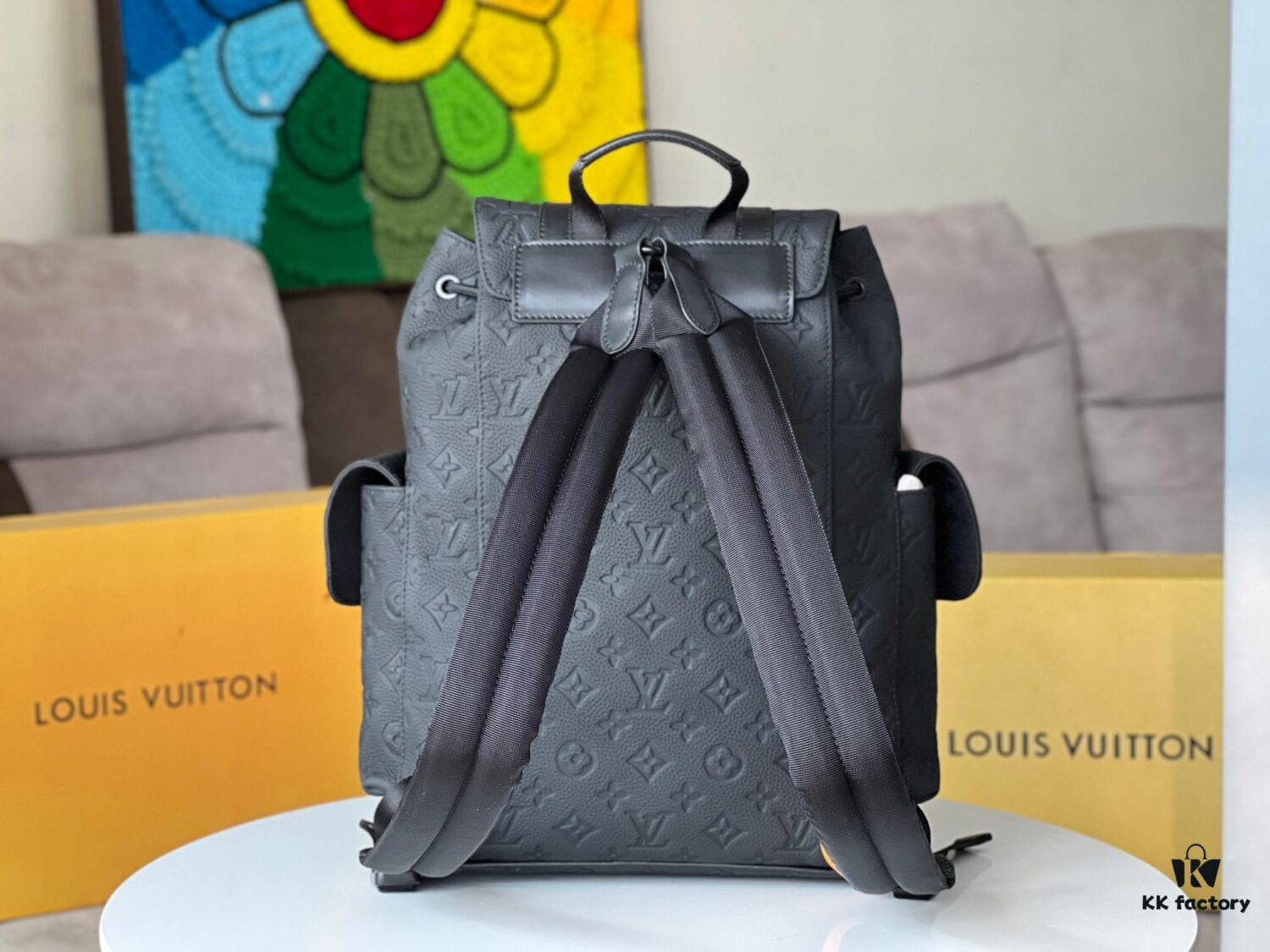 Genuine Original Chip Version 🍾 Model: M20899 Full Leather Embossed Small Backpack 🎮 This Christopher Backpack Features a Compact Classic Design