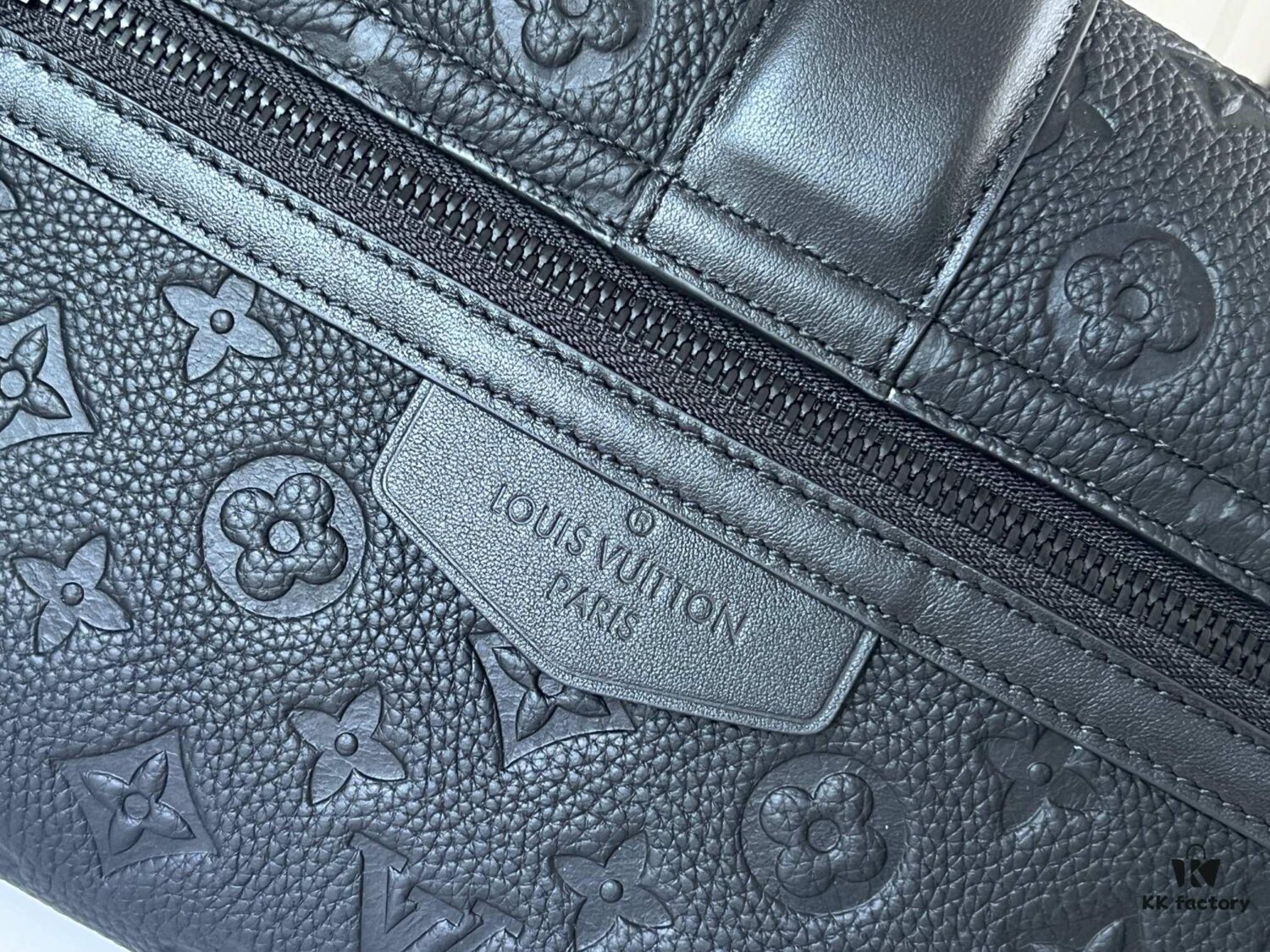 Model: M23741 Original Factory Embossed Cowhide (M46794 Black Pattern) S-Cape Messenger Bag