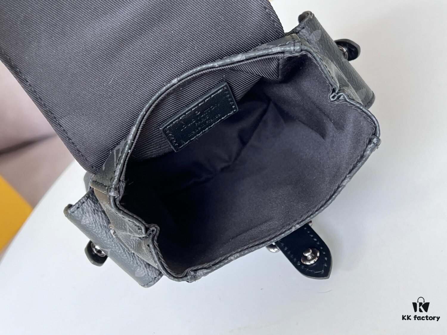 Top-Quality Original Stock M82769 Black Monogram Nano Christopher Mini Backpack for Men, 2024 New Arrival