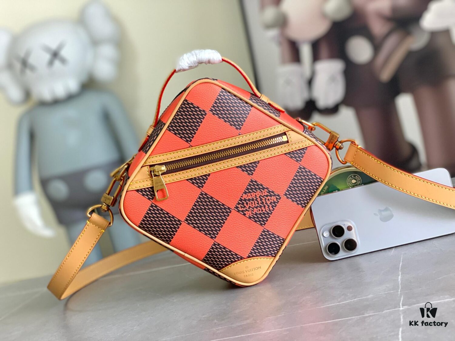 N40548 Orange N40561 Red N40547 Blue N40563 Green N40562 Yellow LV Square Bag Louis Vuitton 2024 Men's Spring-Summer Collection