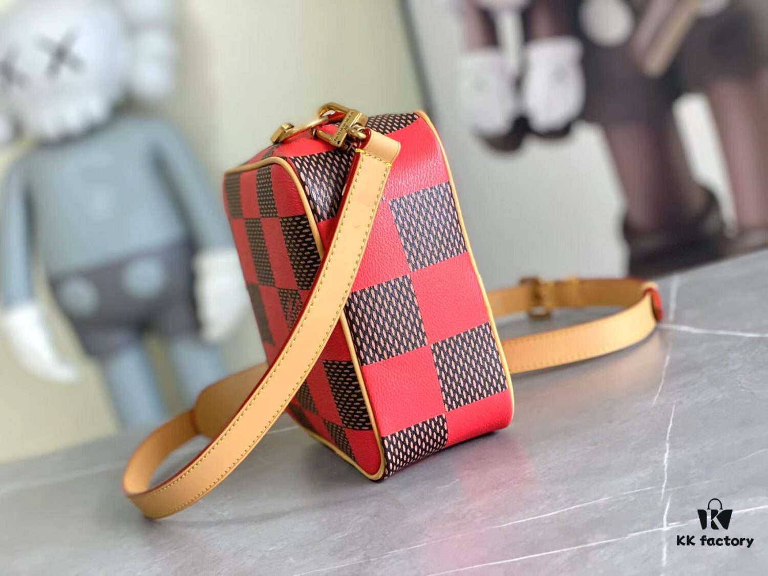 N40548 Orange N40561 Red N40547 Blue N40563 Green N40562 Yellow LV Square Bag Louis Vuitton 2024 Men's Spring-Summer Collection