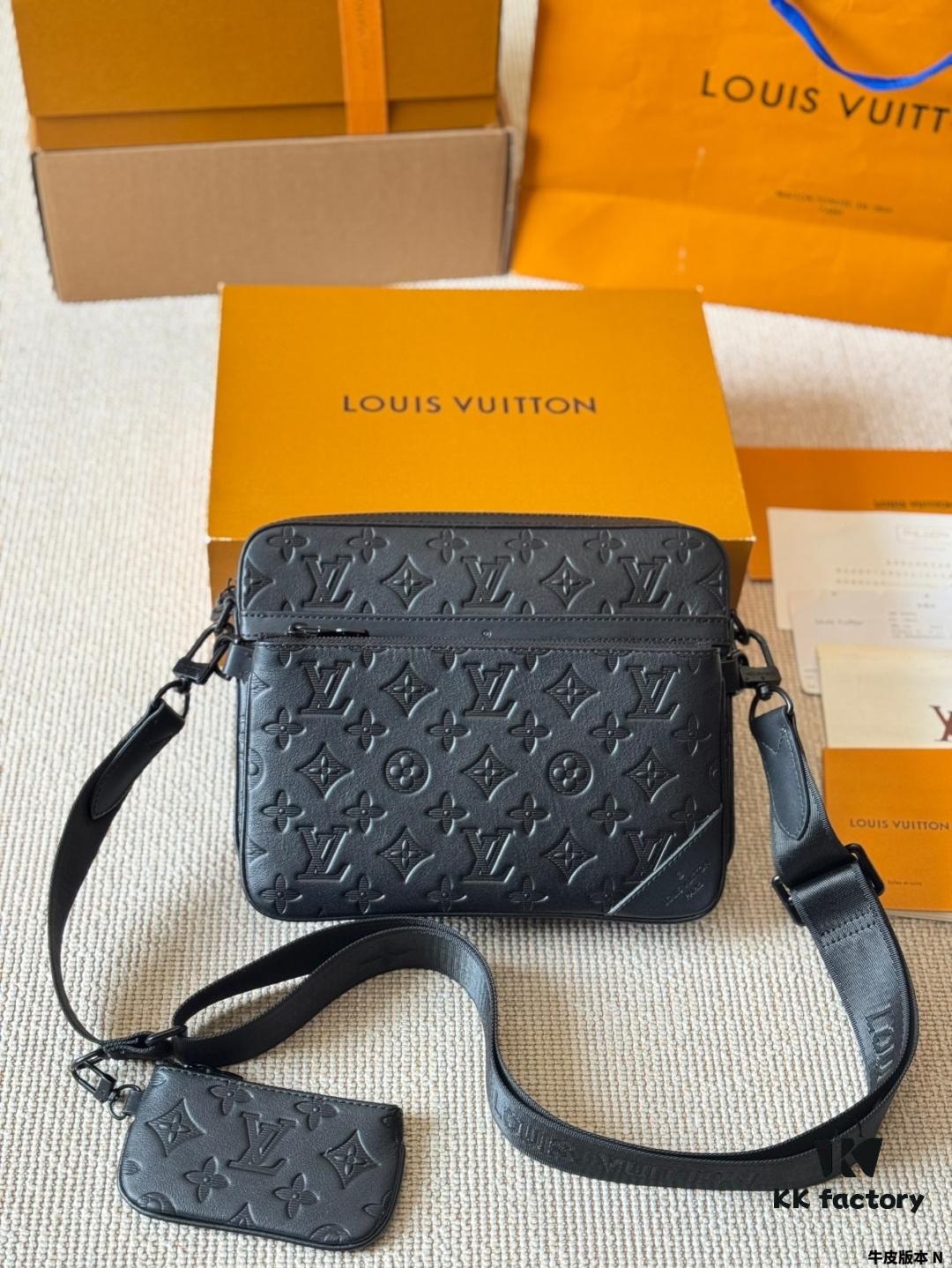 Genuine Leather Version LV Men's Three-in-One Black Warrior Trio Messenger Bag