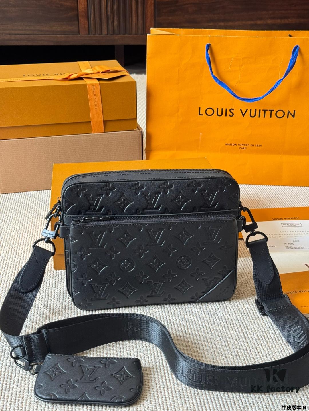 Genuine Leather Version LV Men's Three-in-One Black Warrior Trio Messenger Bag