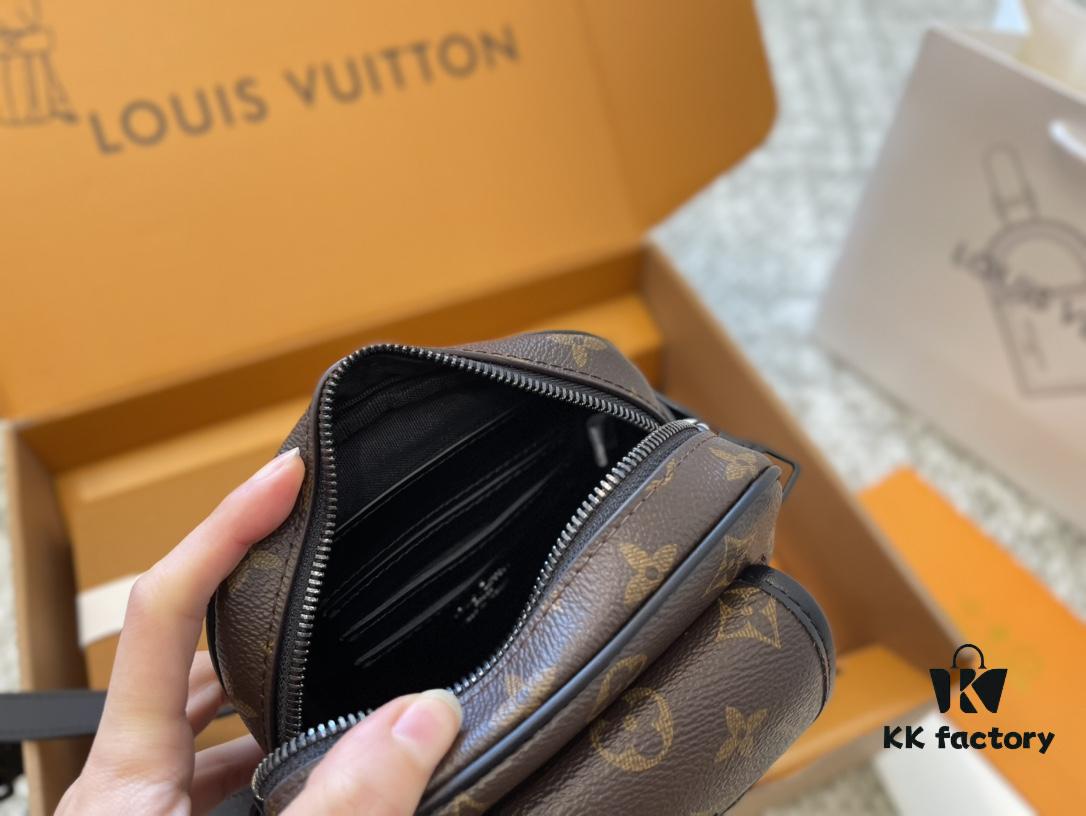 LV CHRISTOPHER Men's Crossbody Camera Bag, Mini Messenger Bag, Phone Pouch, High-Capacity Replica Airplane Box