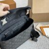 LV Messenger Bag Top Replica Fashionable Men's Crossbody Bag for Everyday Use