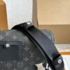LV Messenger Bag Top Replica Fashionable Men's Crossbody Bag for Everyday Use