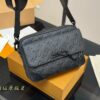 LV Men's Messenger Bag VOYAGER Foldable Box Plane Box Included Size: 25*18cm