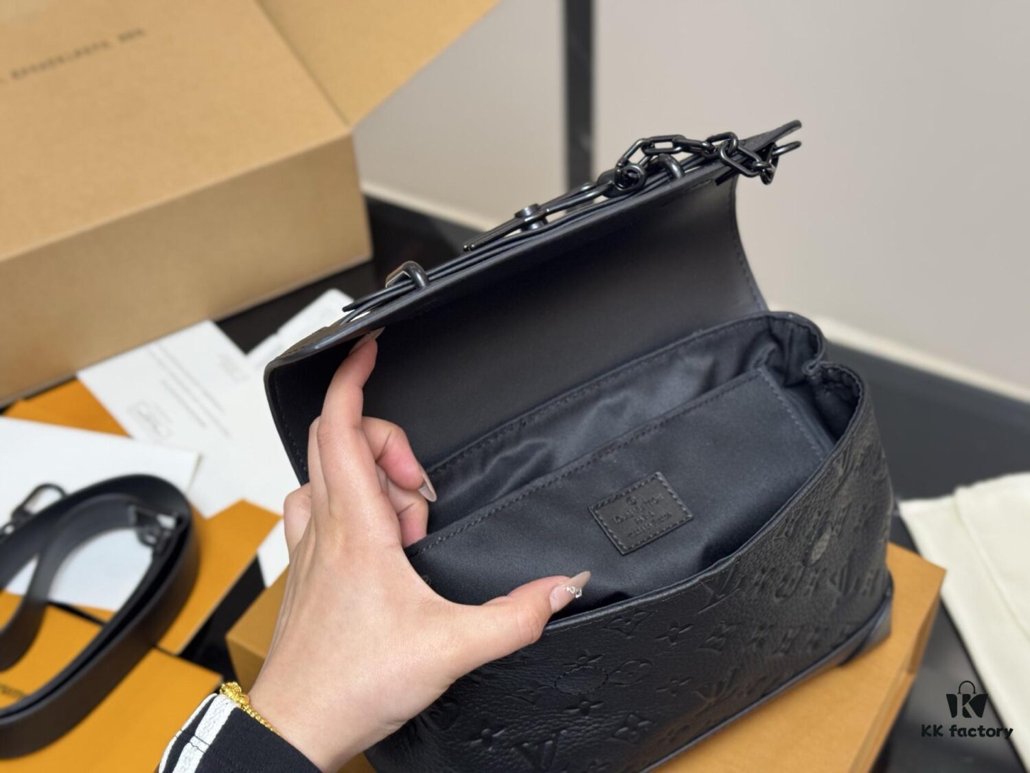 LV Men's Messenger Bag with Foldable Box