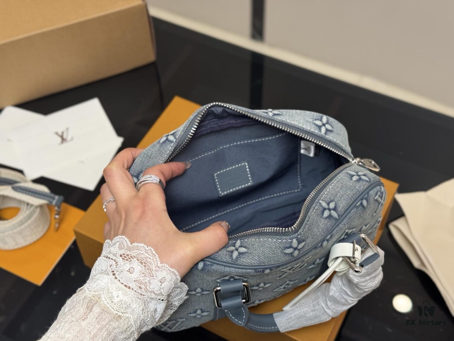 New Men's Camera Bag with Foldable Aircraft Box