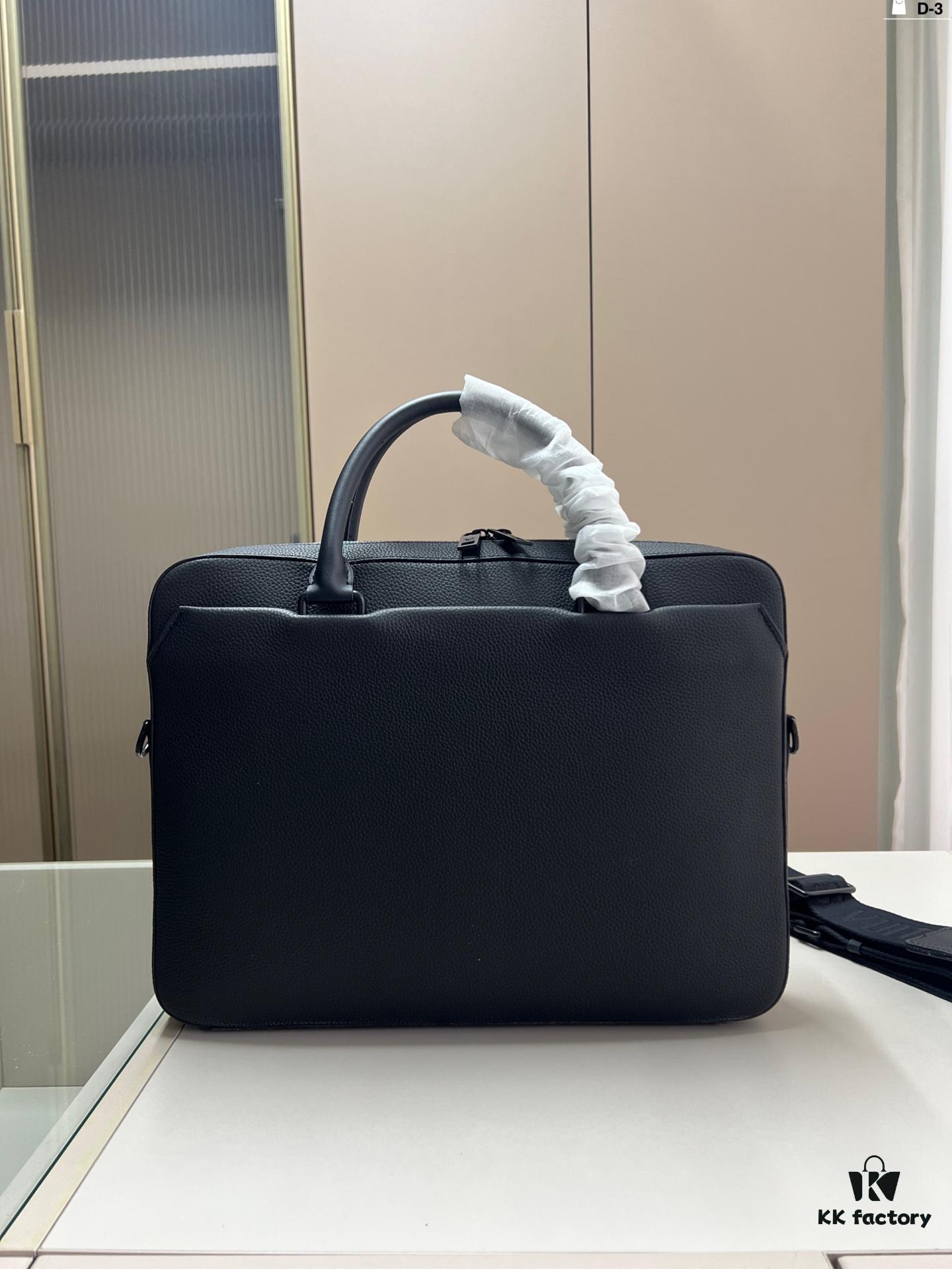 Louis Vuitton Men's Briefcase, Can Be Worn Crossbody or Carried by Hand, Spacious Capacity Fits Documents and Laptop, Size D-3-2 40×28