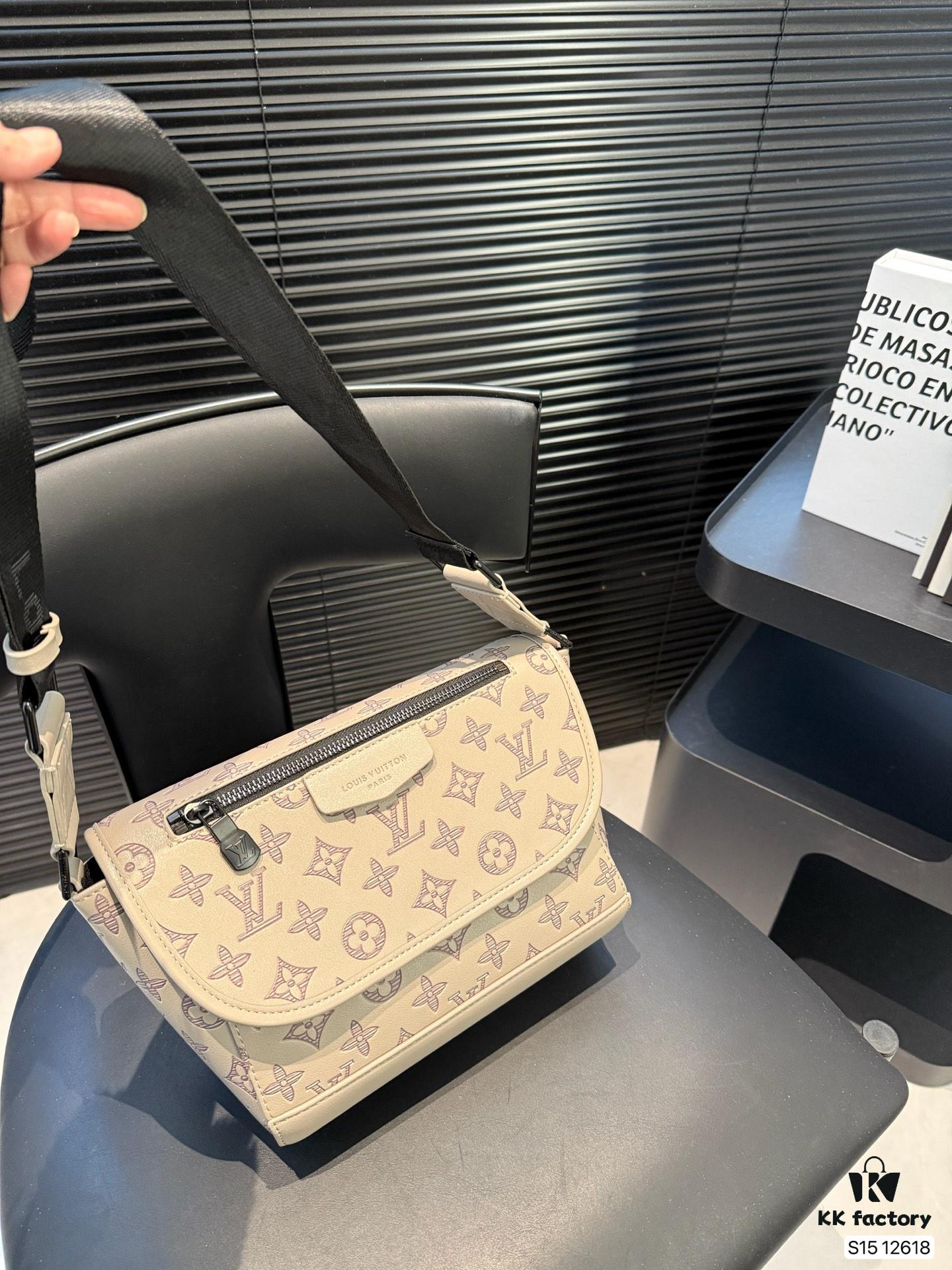 Vintage LV New Men's Messenger Bag